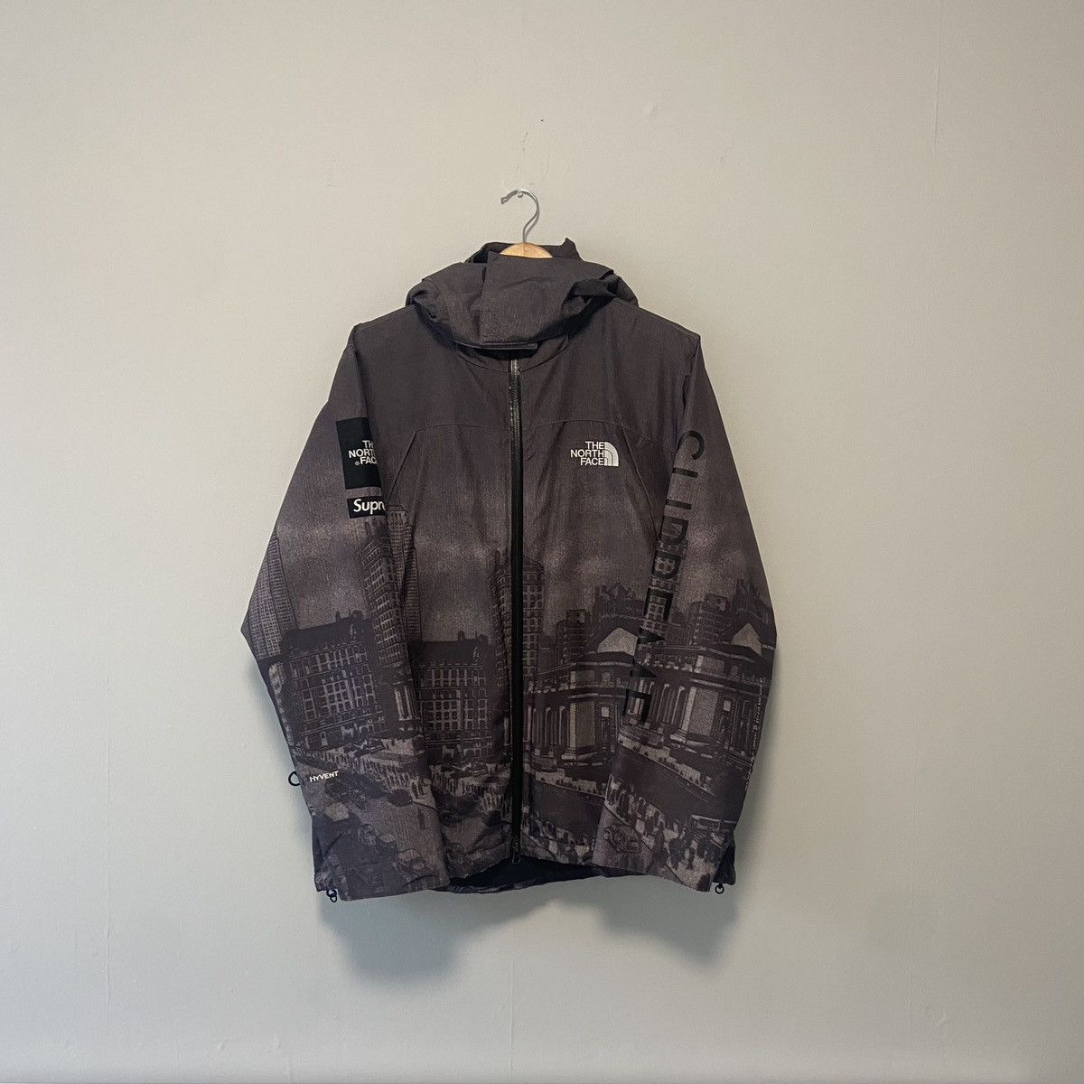image of Supreme The North Face ‘Night’ Summit Series Mountain Guide in Grey, Men's (Size Medium)