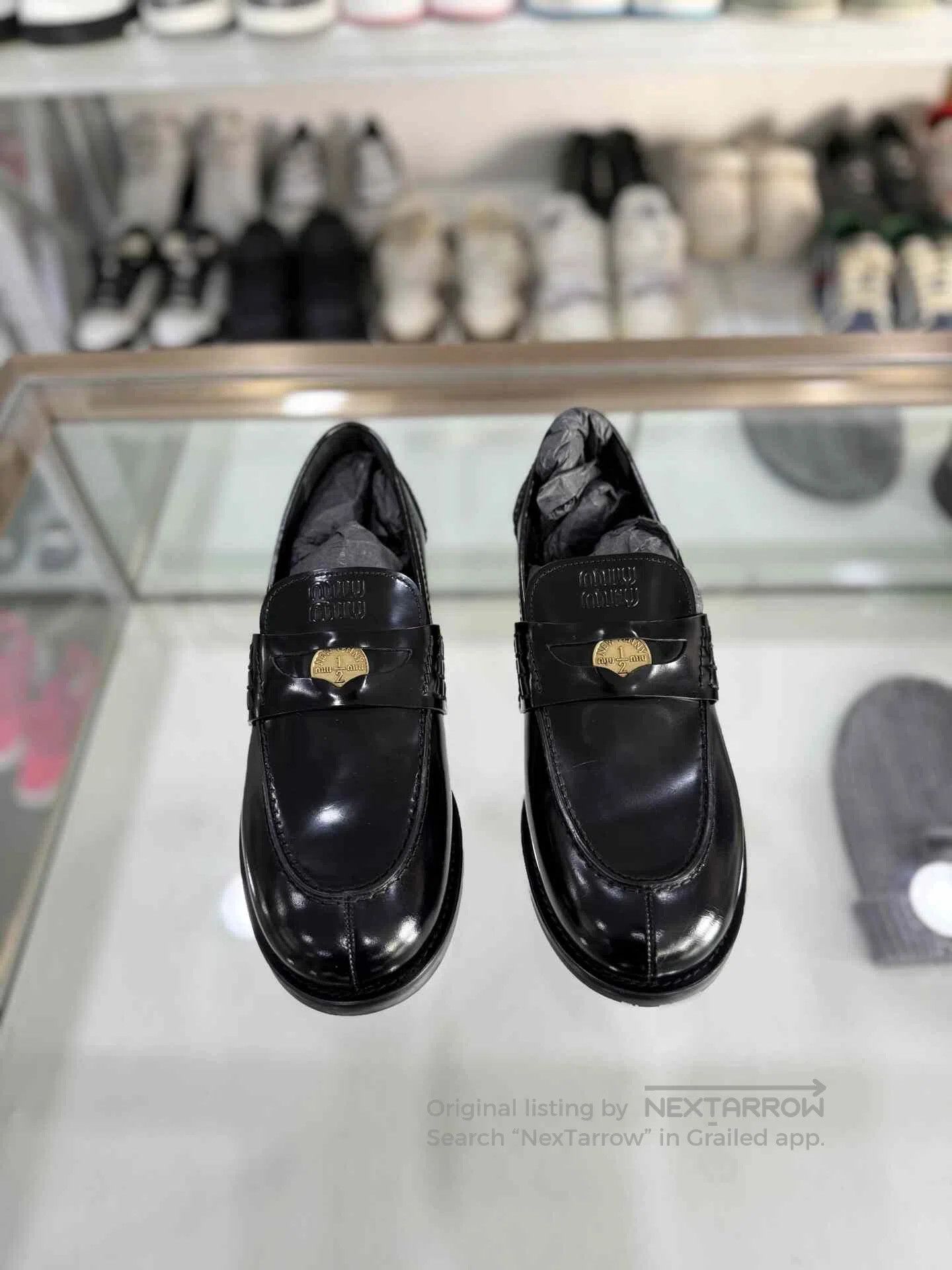 Miu Miu Miu Miu Black Gold Coin Loafers Men 42. Size US 9 / EU 42 - 2 Thumbnail