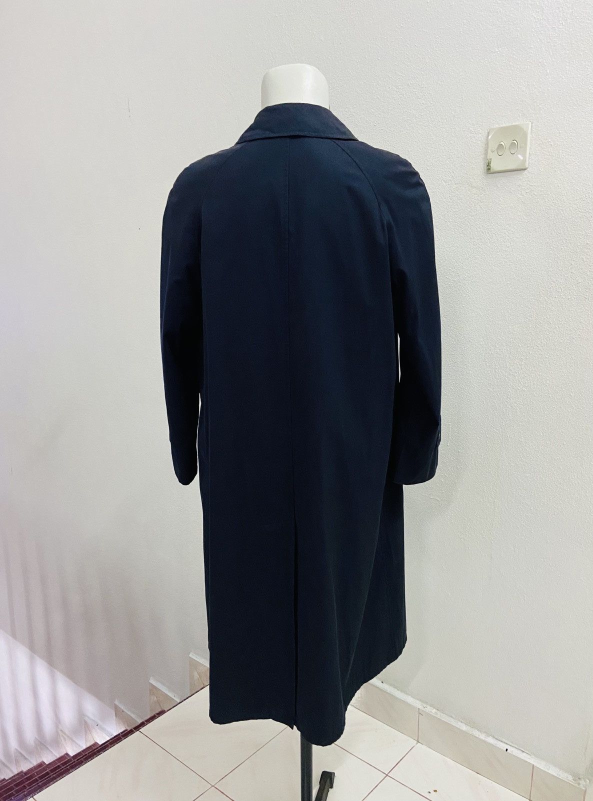 Burberry VINTAGE BURBERRY TRENCH COAT Size M / US 6-8 / IT 42-44 - 4 Thumbnail