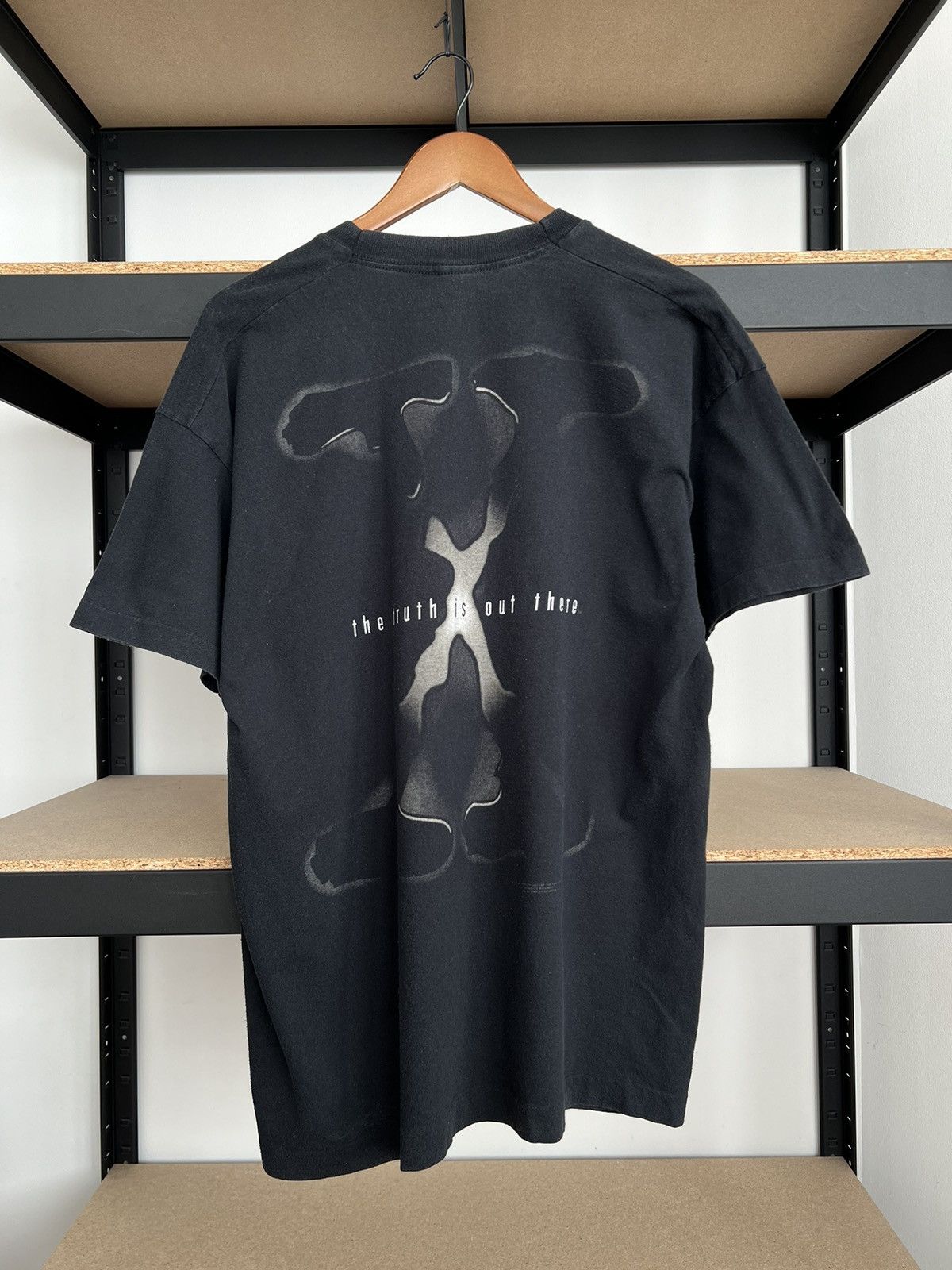 Vintage Vintage 1995 The X Files The Truth Is Out There Movie Tshirt Size US XL / EU 56 / 4 - 4 Thumbnail