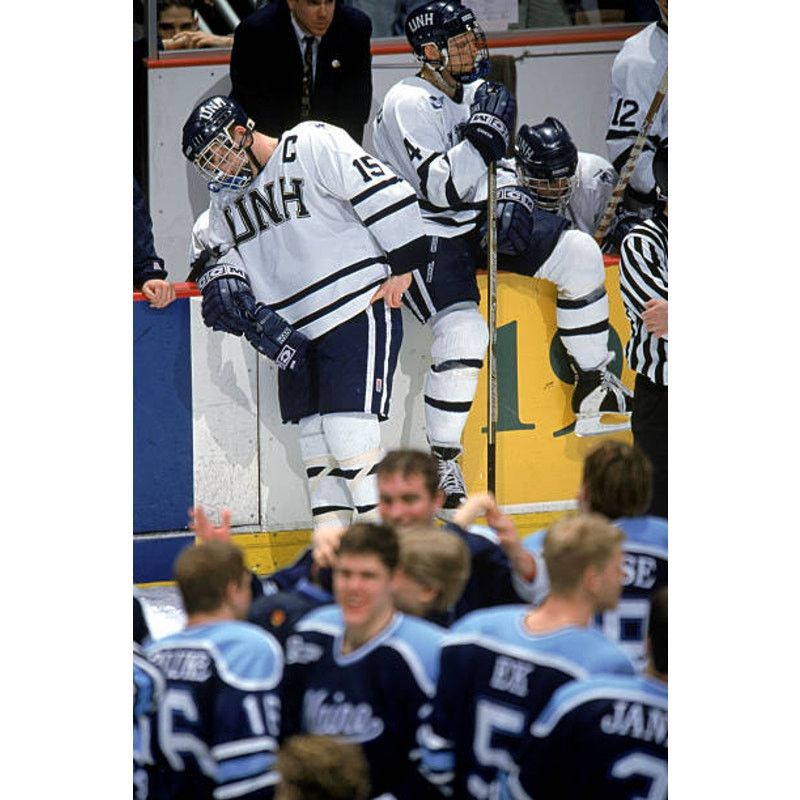 NCAA × NHL UNH New Hampshire Wildcats 90s BAUER hockey M navy NCAA vtg Size US M / EU 48-50 / 2 - 9 Thumbnail