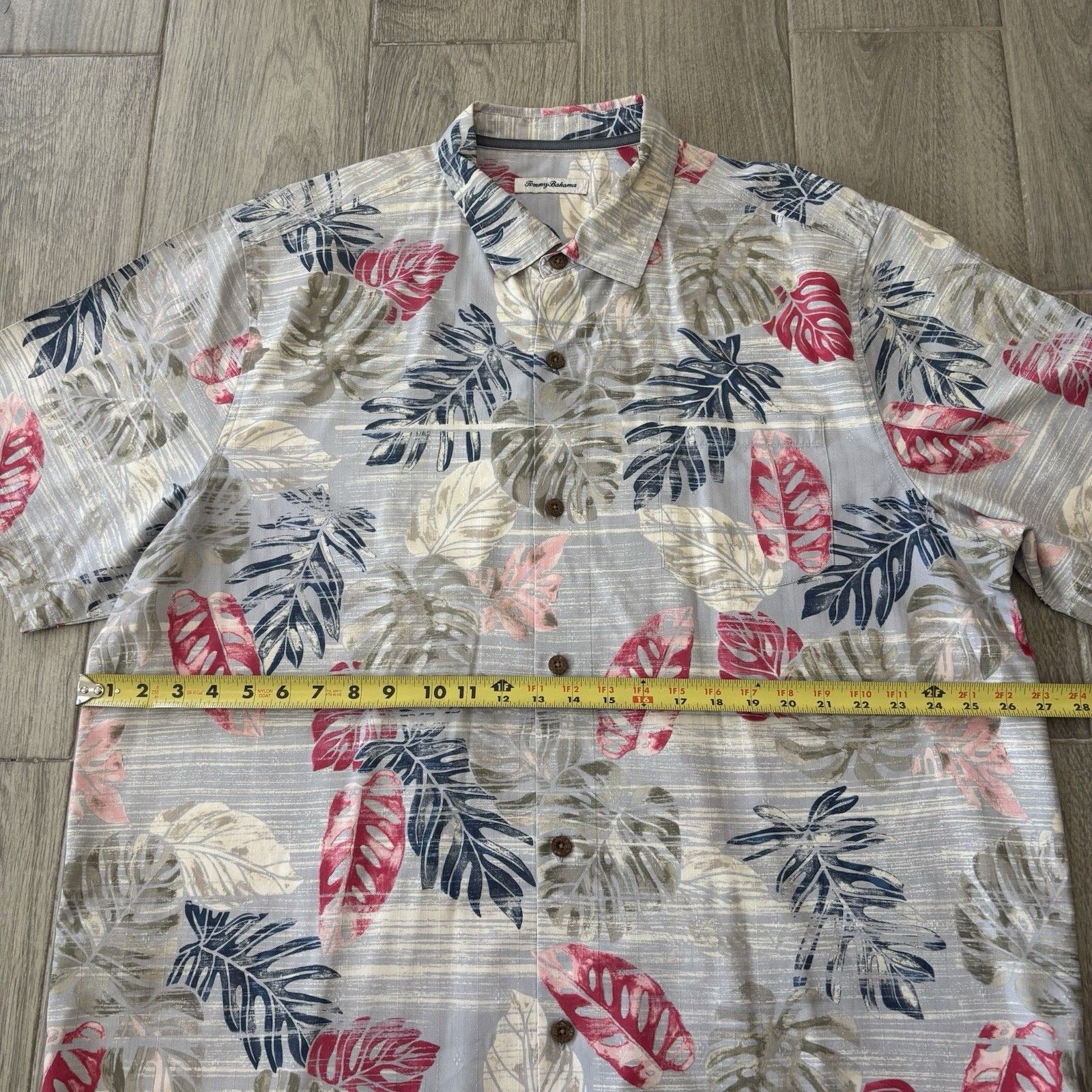 Tommy Bahama Tommy Bahama Island Zone Hawaii Silk Shirt Monstera Mens XXL Size US XXL / EU 58 / 5 - 9 Thumbnail