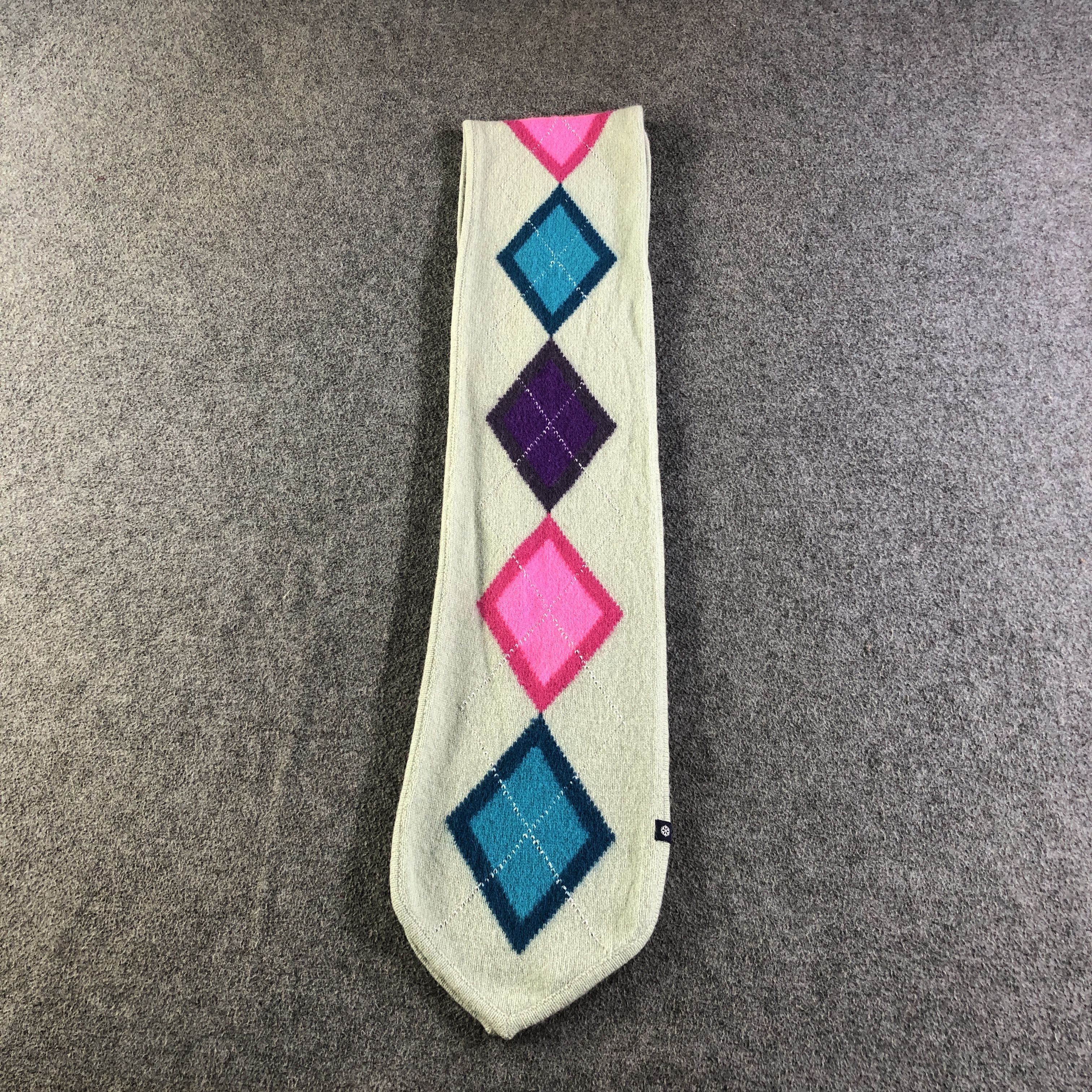 Gap Gap Diamond Wool Scarf Muffler Neckwear V2772 Size ONE SIZE - 2 Thumbnail