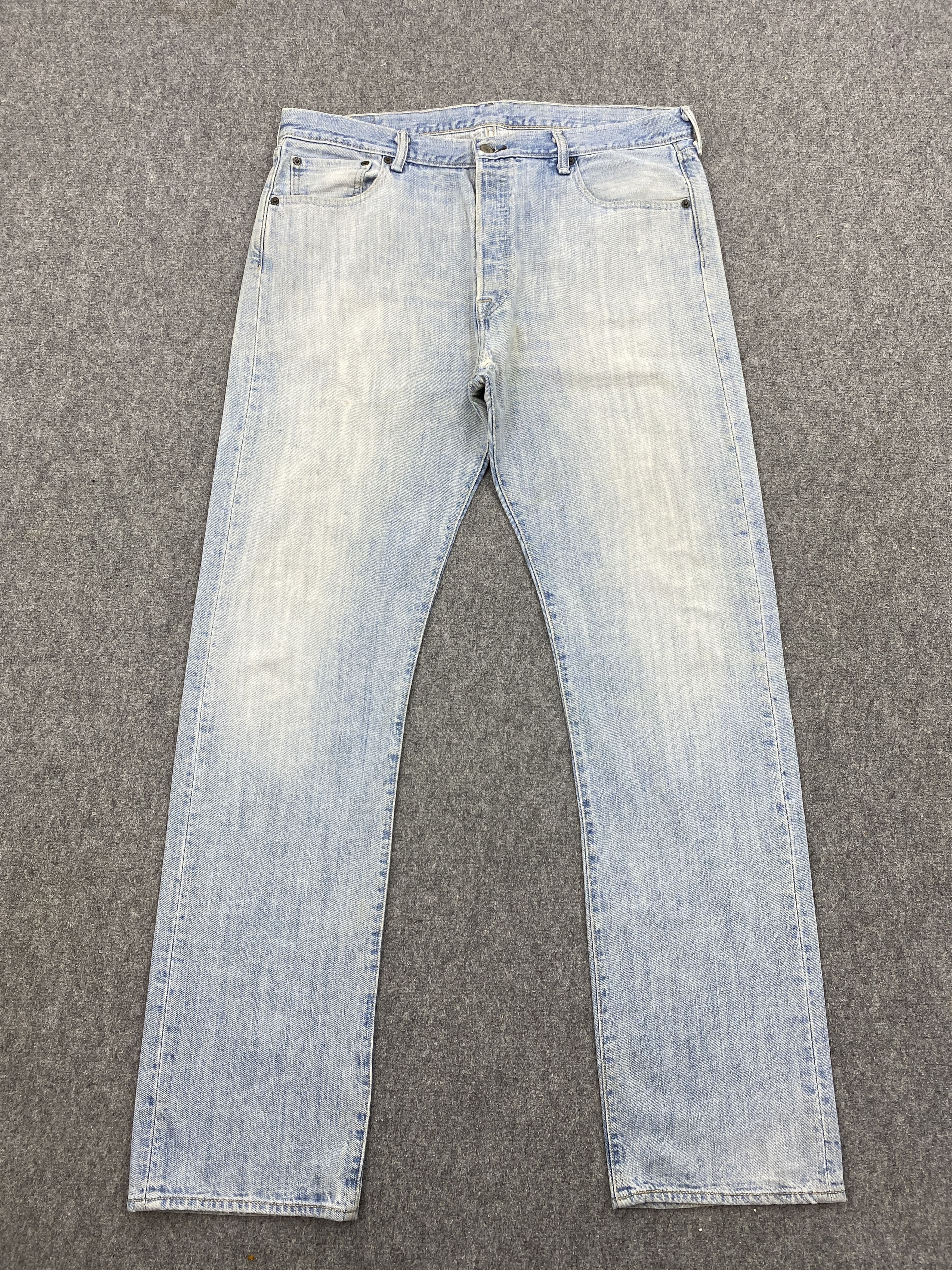 Levi's × Vintage Light Washed Vintage Levis 501 Denim Jeans Size US 38 / EU 54 - 1 Thumbnail