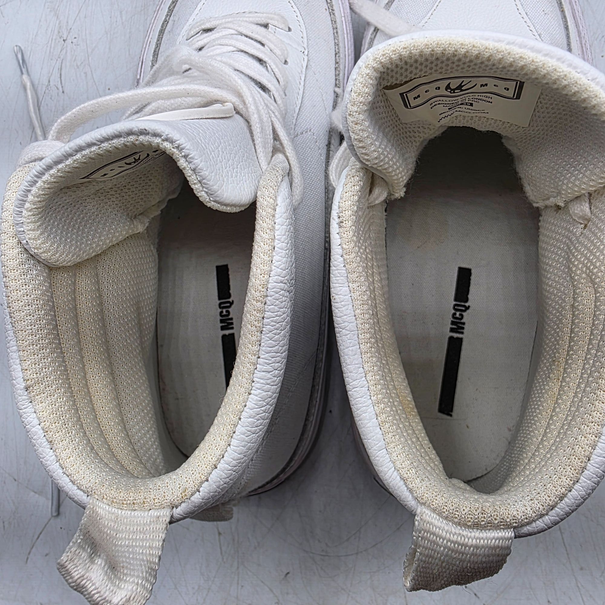 Alexander McQueen Adults 8.5 White Swallow Vulc High Top Sne