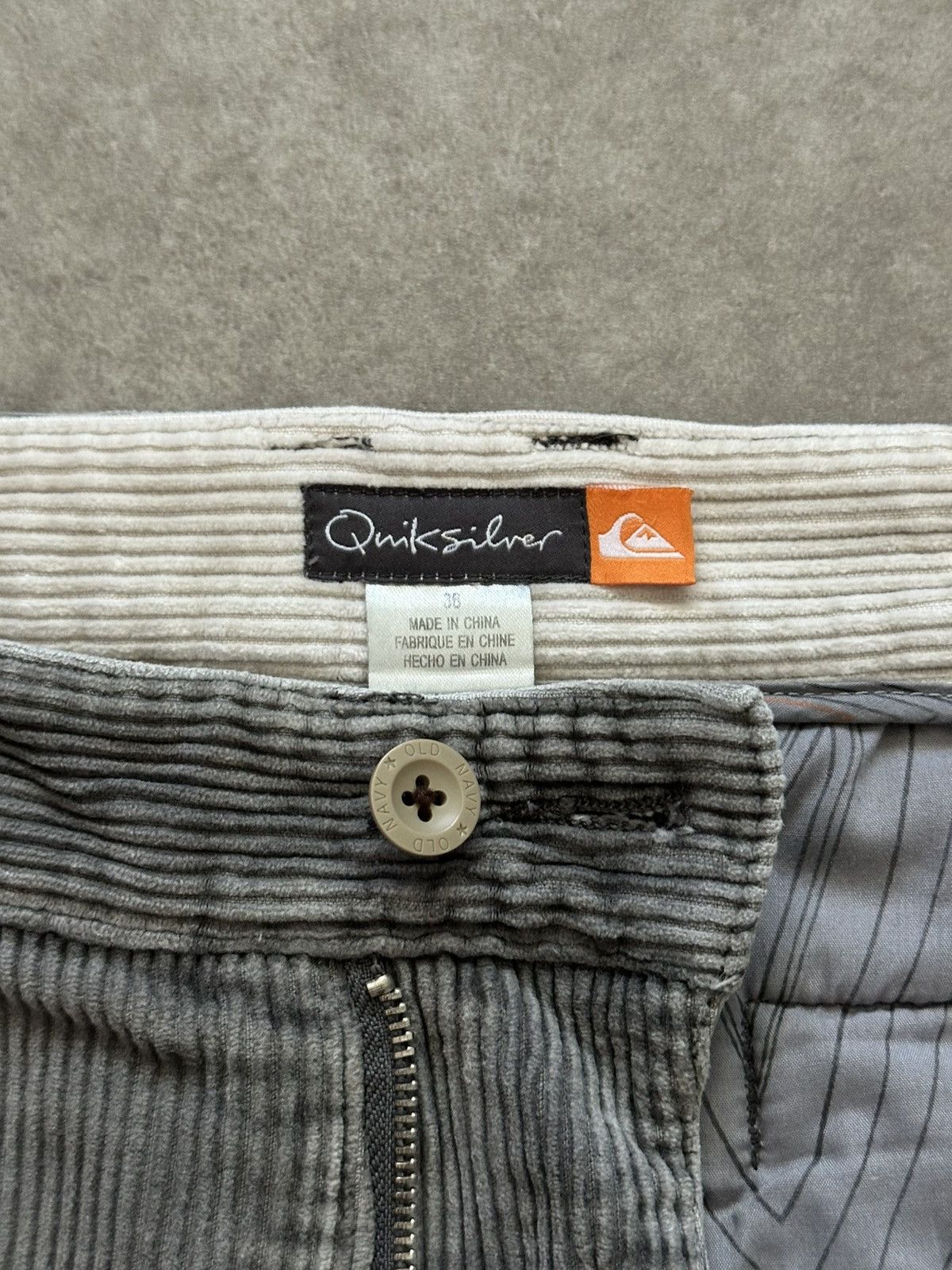Quiksilver Vintage Quiksilver Corduroy Shorts Y2K Faded Skater Surfer Size US 36 / EU 52 - 6 Thumbnail