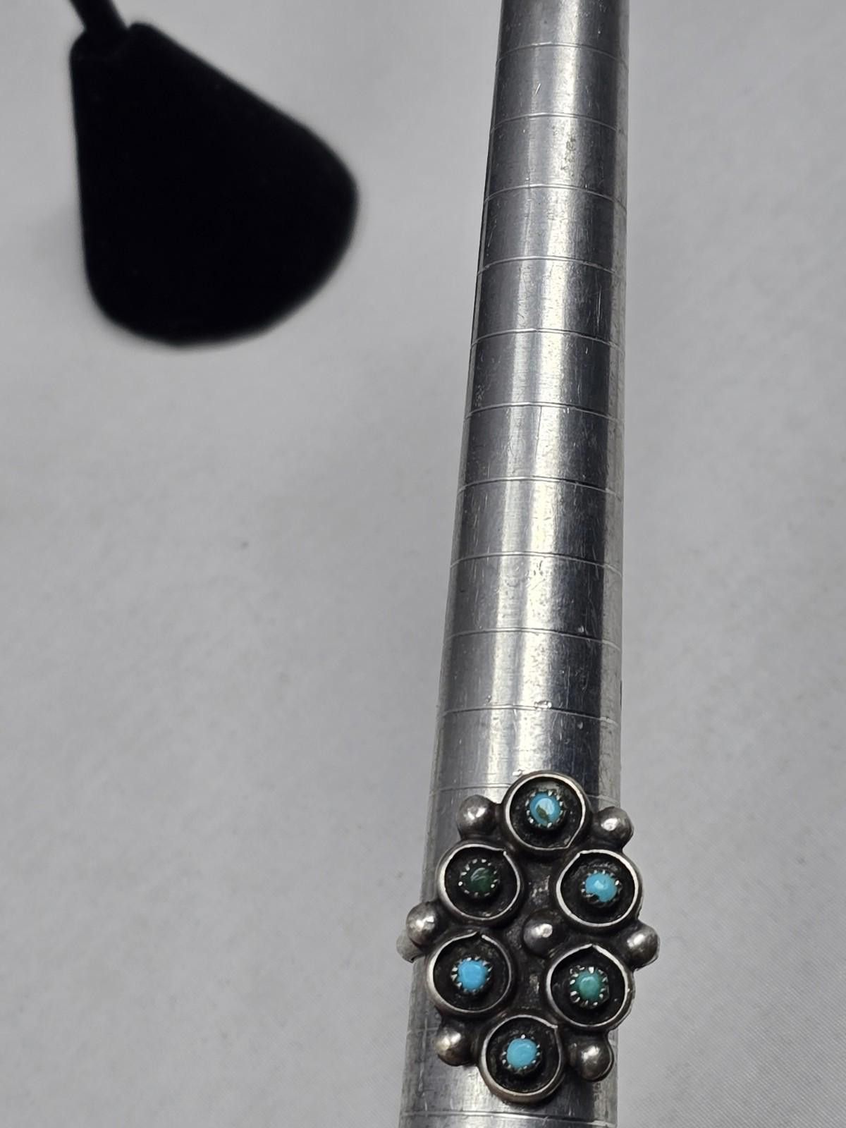 Other Sterling Silver Turquoise Cluster Ring Size 6 Vintage Size ONE SIZE - 8 Thumbnail