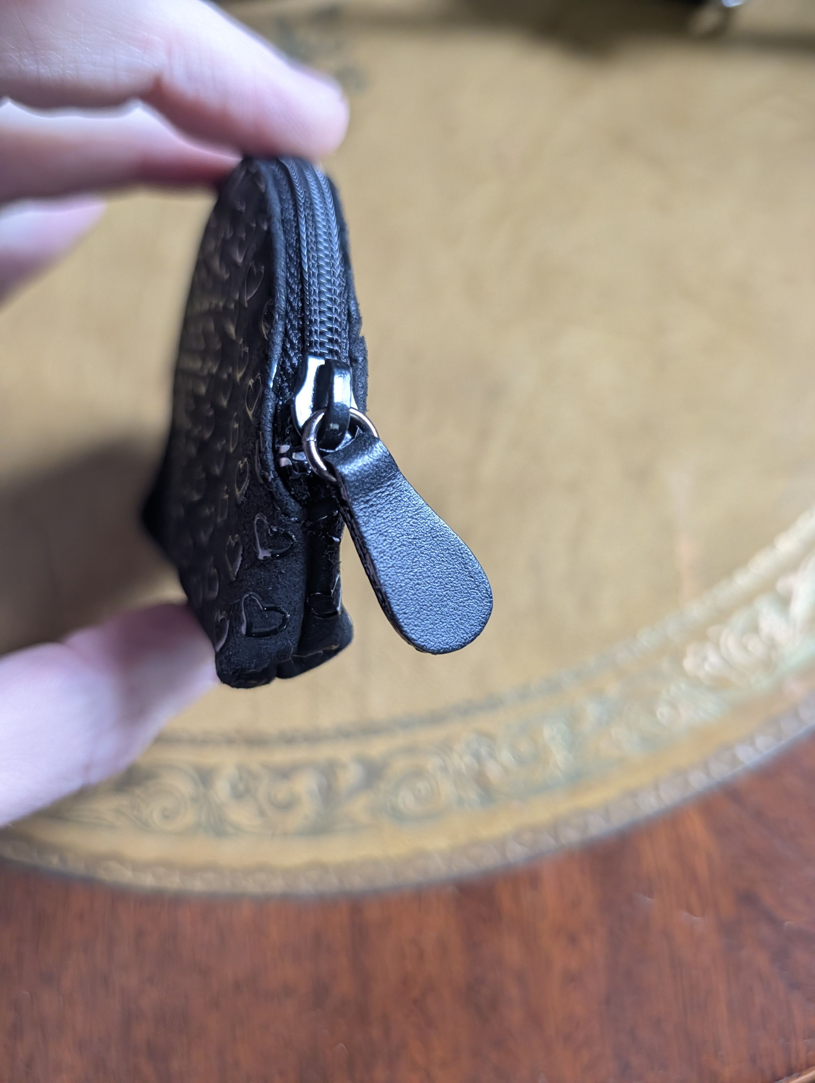 Tiffany & Co. Tiffany x Elsa Peretti Suede Heart Pattern Japan Coin Purse Size ONE SIZE - 4 Thumbnail