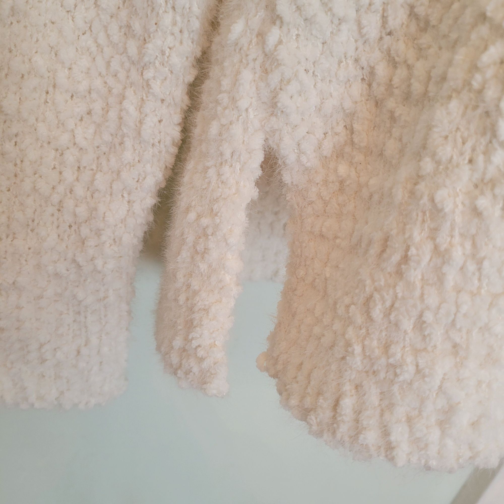 Other Cato Sweater S Egret Boucle Knit Pullover V Neck Cozy Layeri Size S / US 4 / IT 40 - 5 Thumbnail
