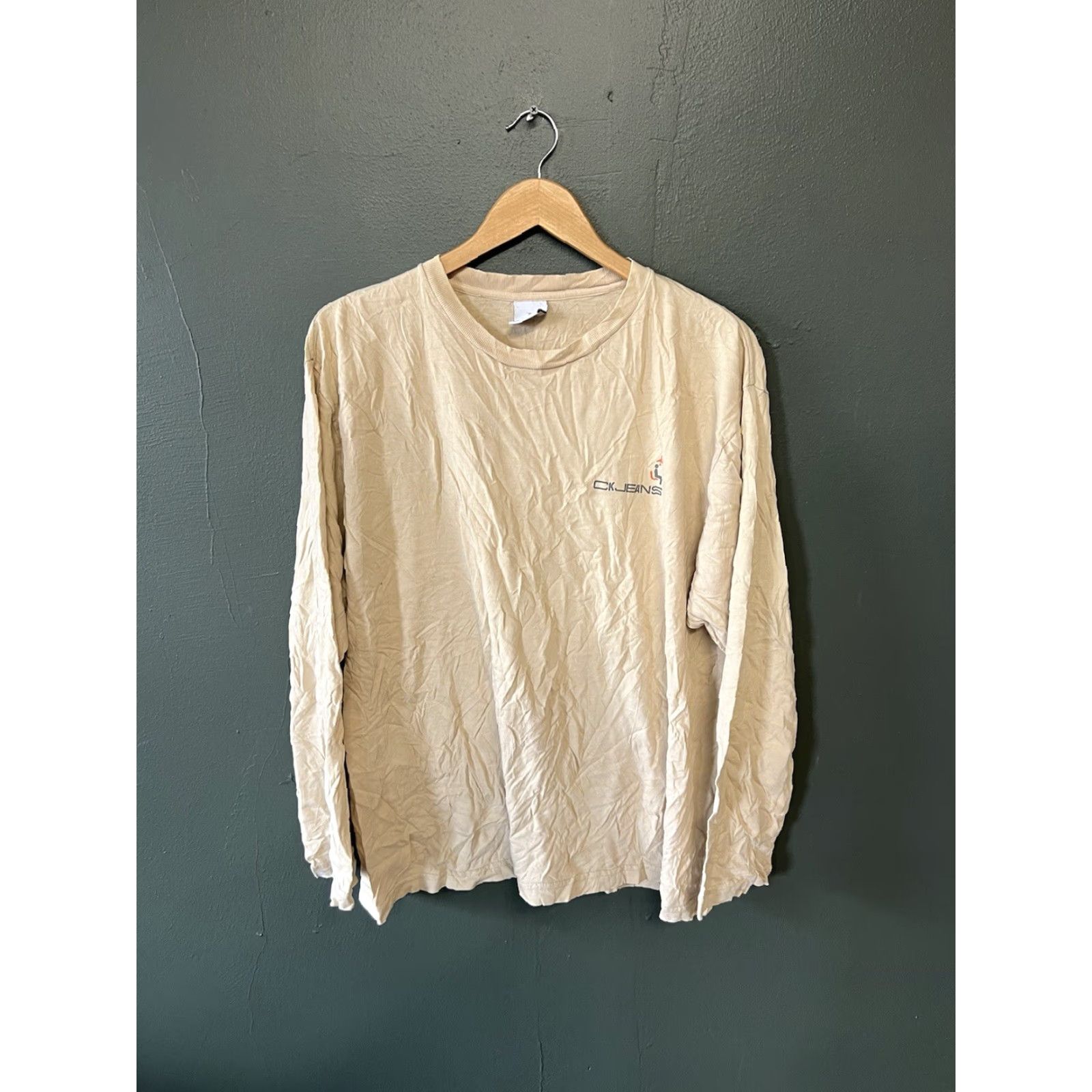 Calvin Klein VINTAGE Calvin Klein Mens Yellow Graphic T-shirt Long Sleeve Large Size US L / EU 52-54 / 3 - 2 Thumbnail