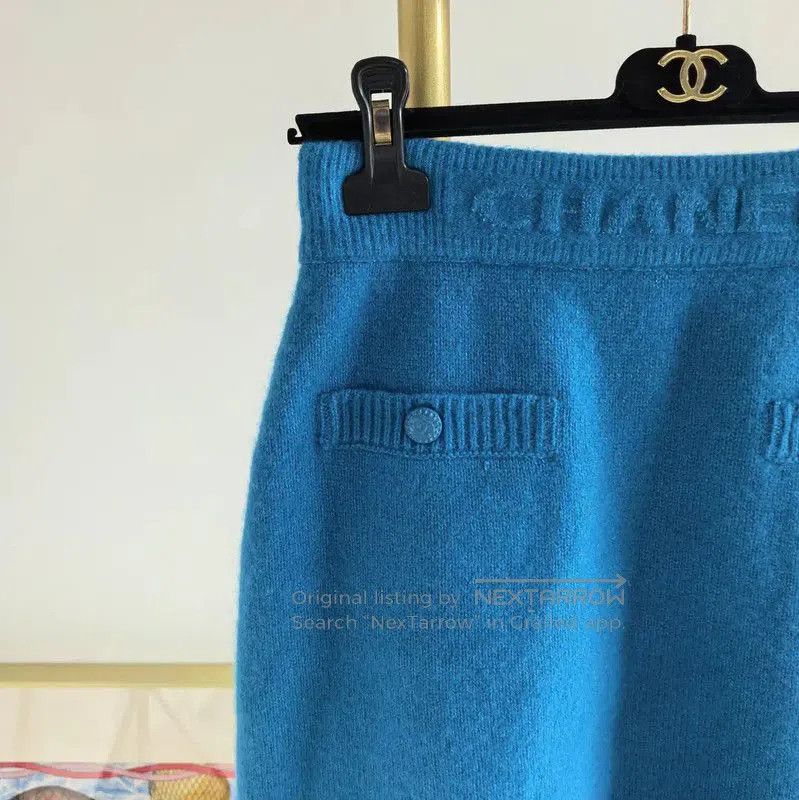 Chanel Chanel Blue Wool Midi Skirt for Women . Size 30" / US 8 / IT 44 - 3 Thumbnail