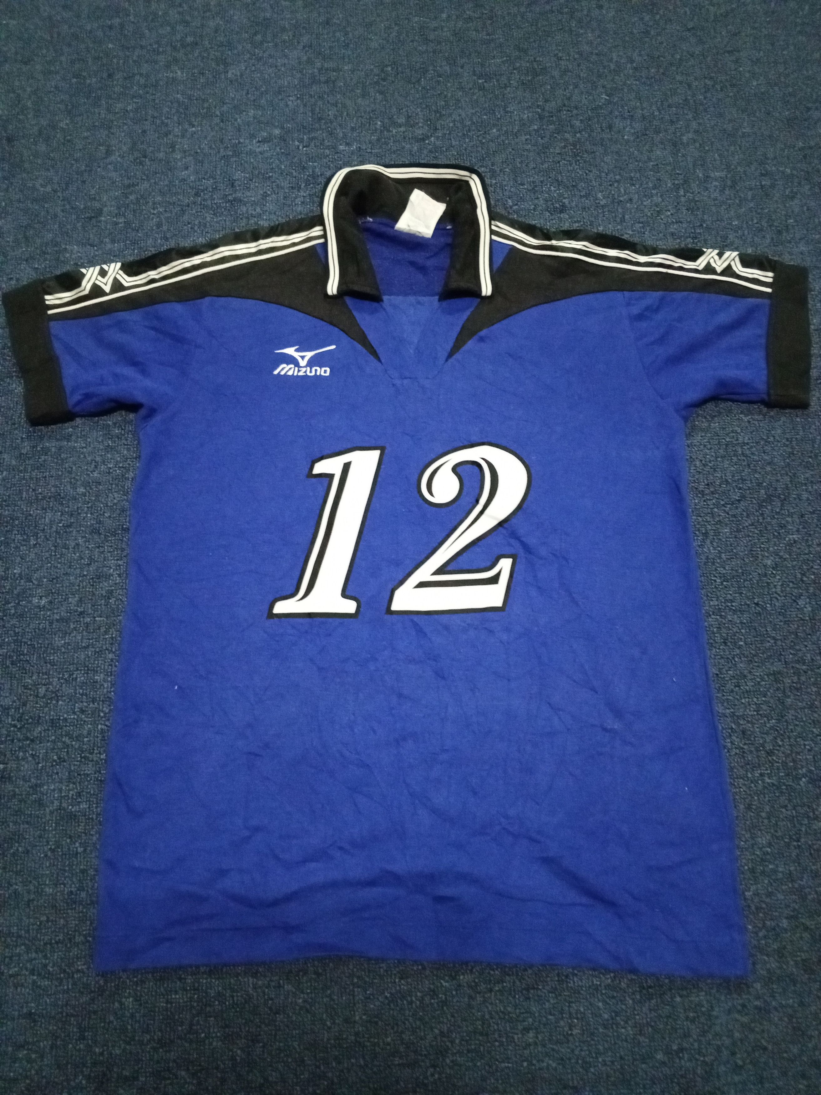 Mizuno 90s Mizuno team Size US M / EU 48-50 / 2 - 1 Thumbnail