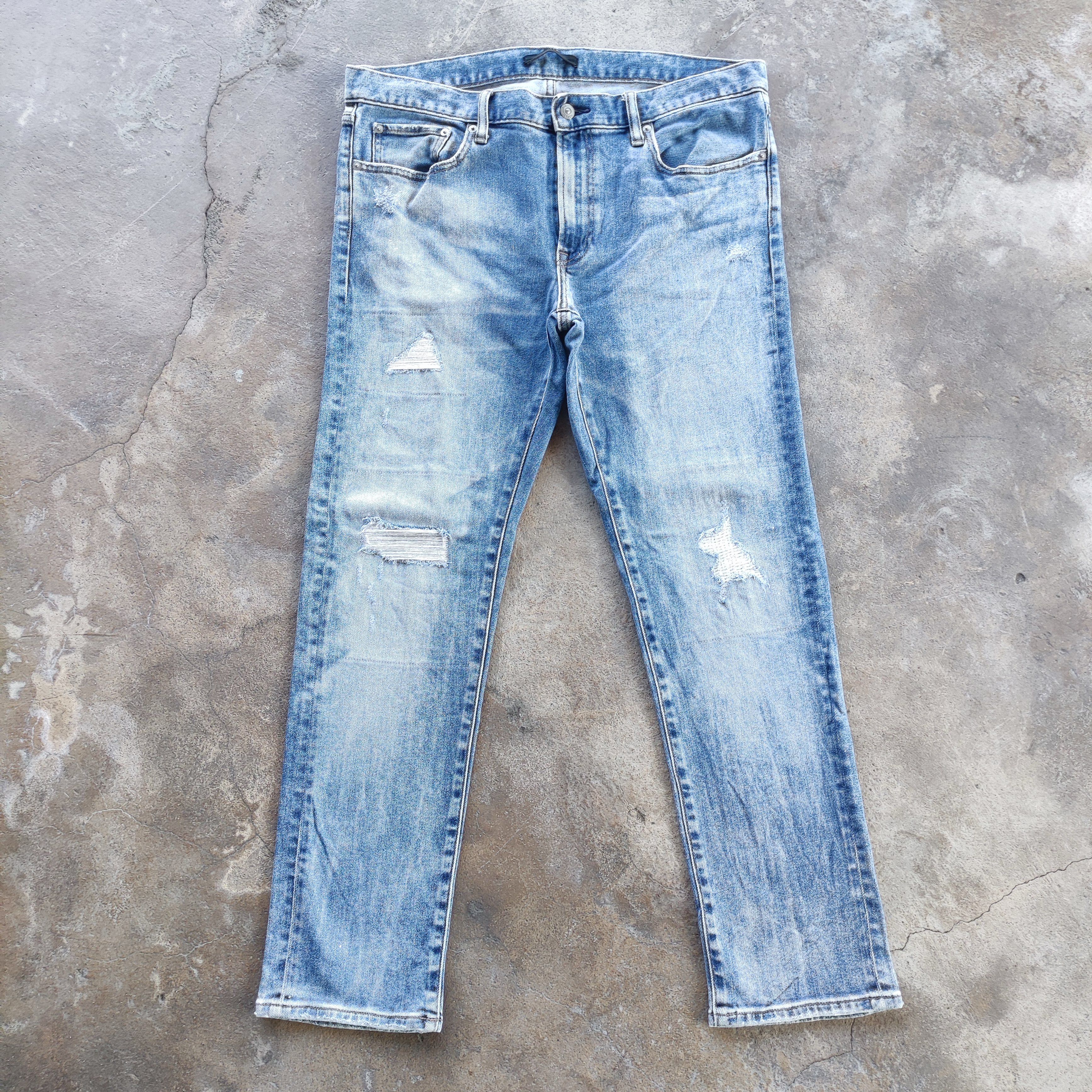 Vintage Japanese Brand Slim Jeans Distressed Faded Pants