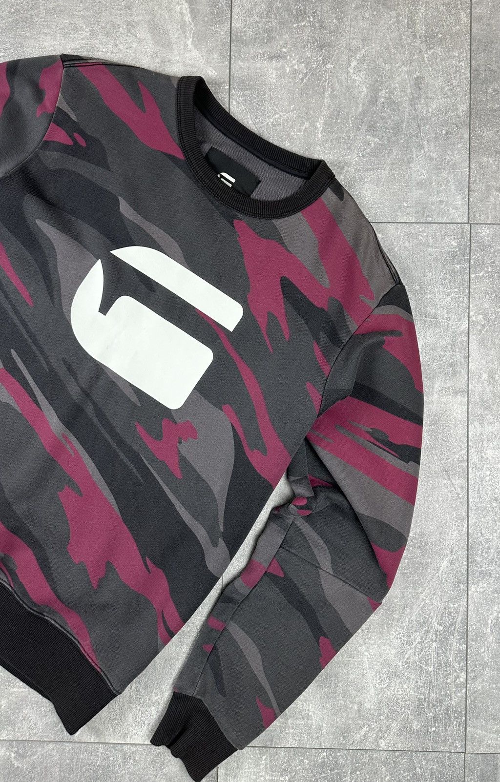 G-Star G Star Raw Camo Vintage Mens Overprint Logo Sweatshirt Size US S / EU 44-46 / 1 - 3 Thumbnail