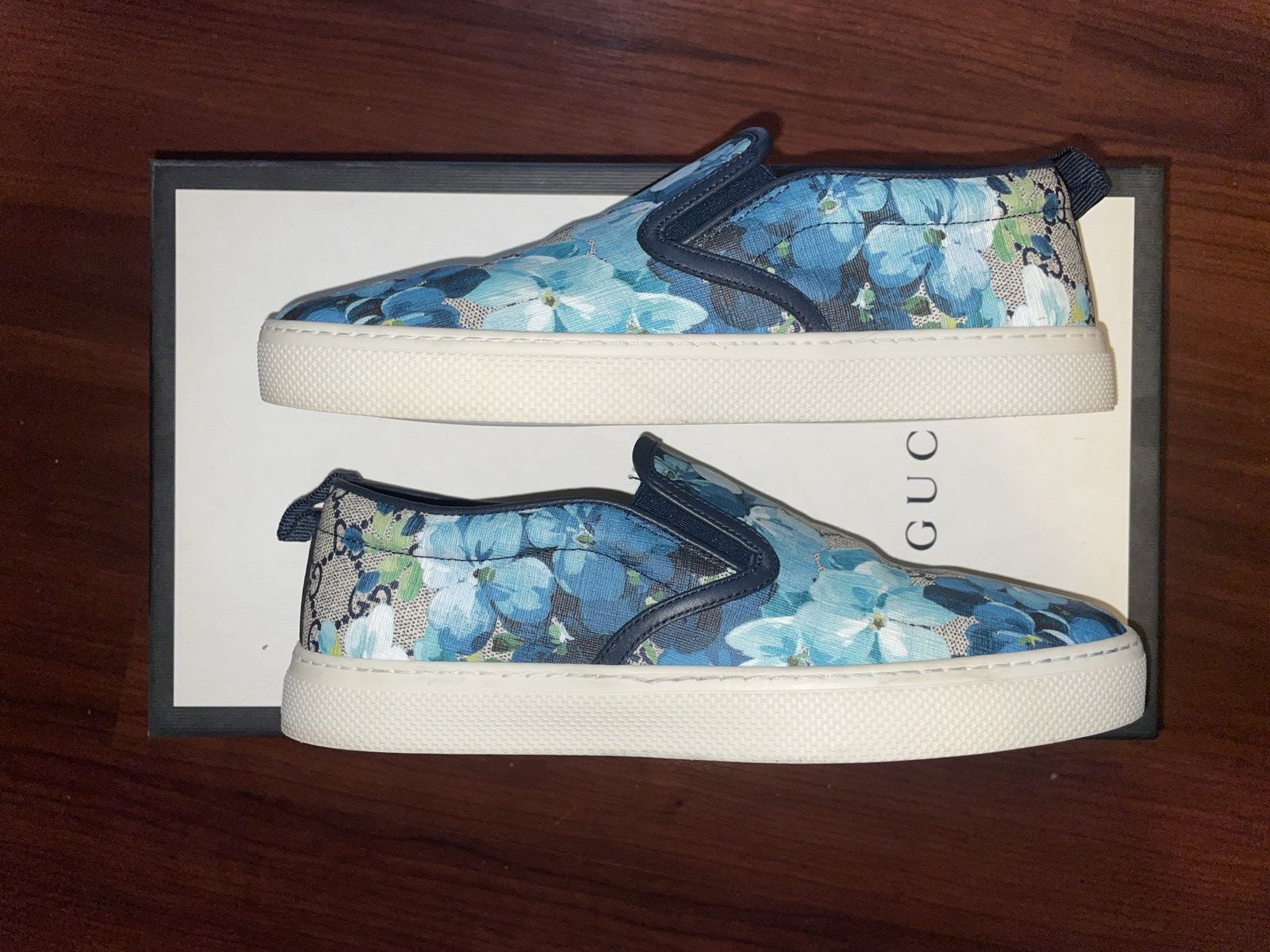 Gucci Gucci Slip on Sneakers Size US 7 / EU 40 - 1 Thumbnail