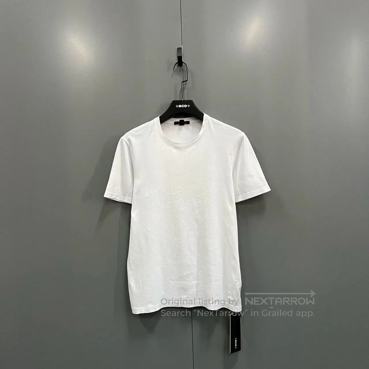 Louis Vuitton Louis Vuitton White Short-Sleeve. Size US M / EU 48-50 / 2 - 1 Thumbnail