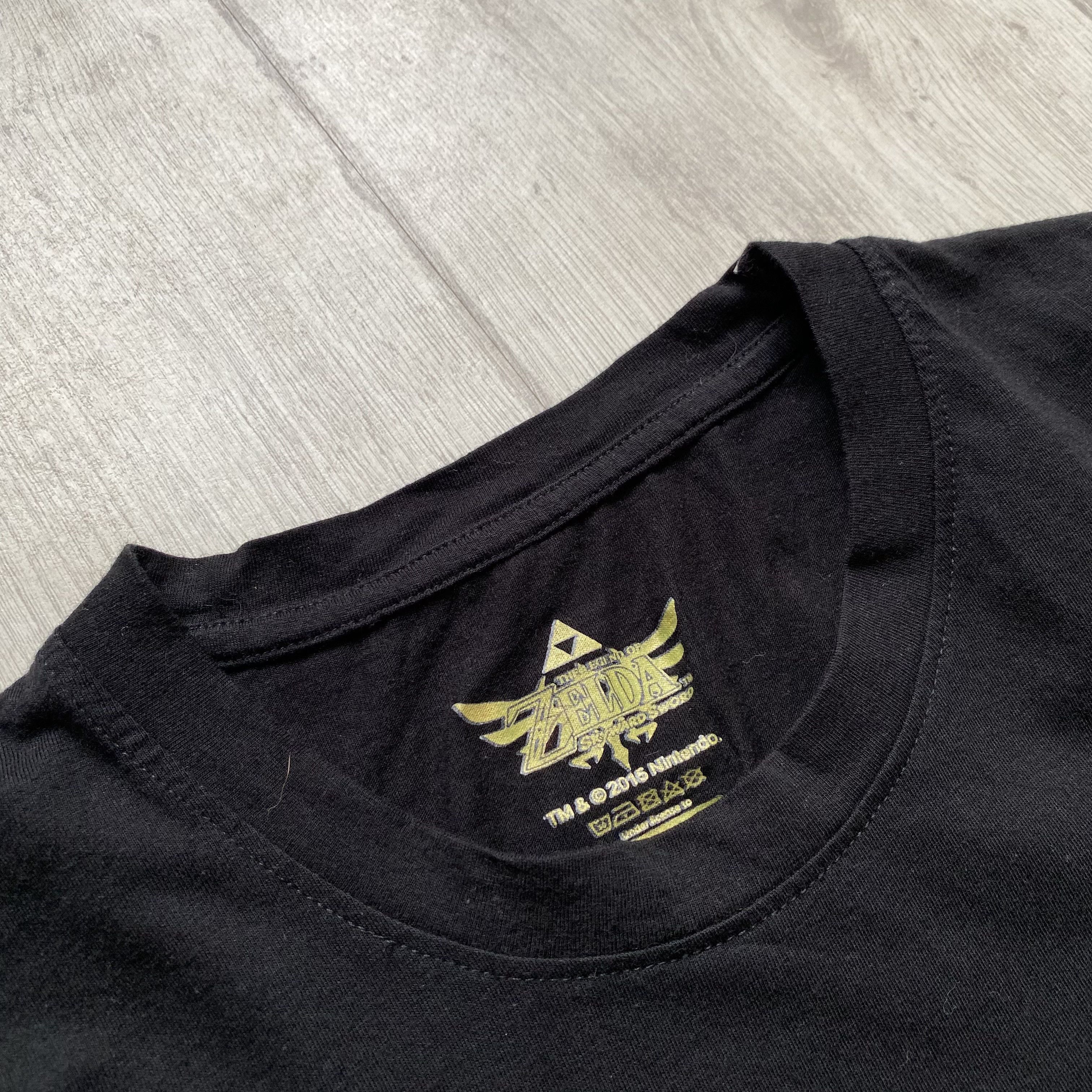 Nintendo Legend of Zelda graphic printed tee Game Nintendo Size US M / EU 48-50 / 2 - 5 Thumbnail