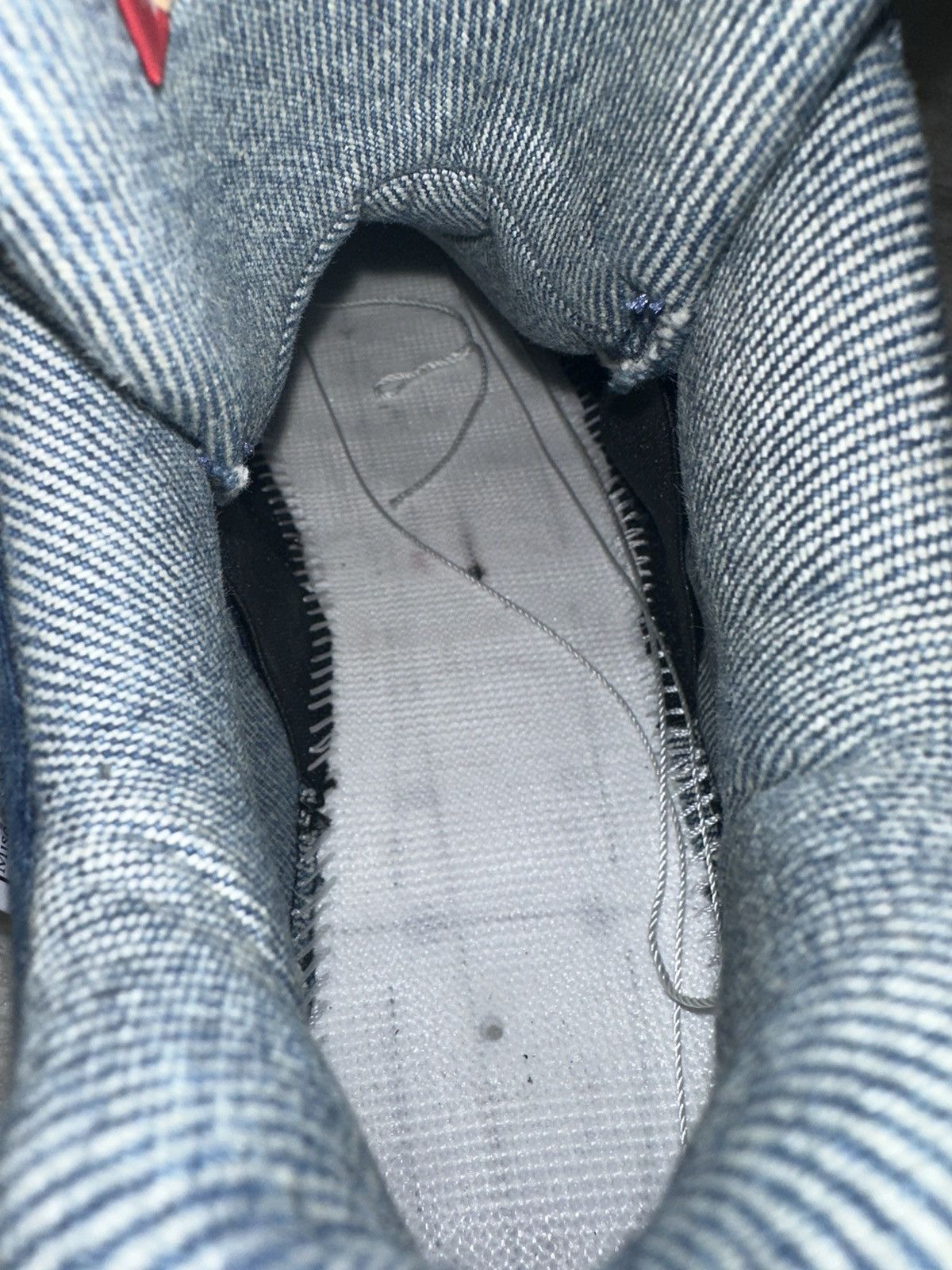 Jordan Brand × Levi's × Nike SAMPLE Nike Jordan Brand x Levi’s Air Jordan 4 Denim Blue Size US 8.5 / EU 41-42 - 9 Thumbnail