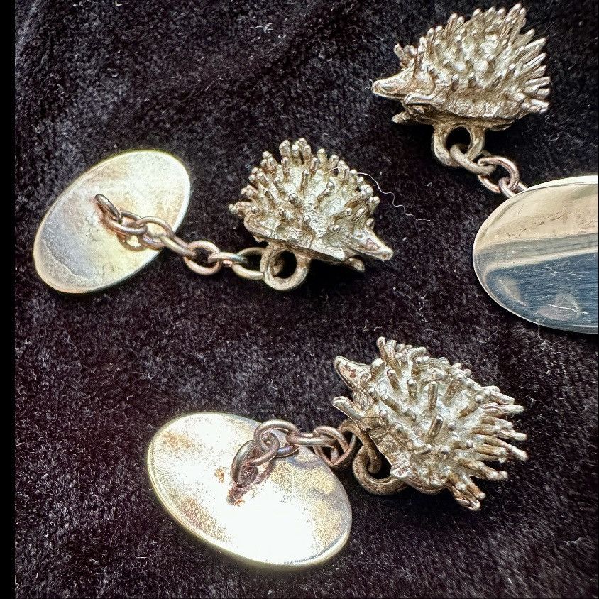 Other VINTAGE 1990s SILVER PLATED HEDGEHOG CUFFLINKS FRENCH CUFFS Size ONE SIZE - 3 Thumbnail