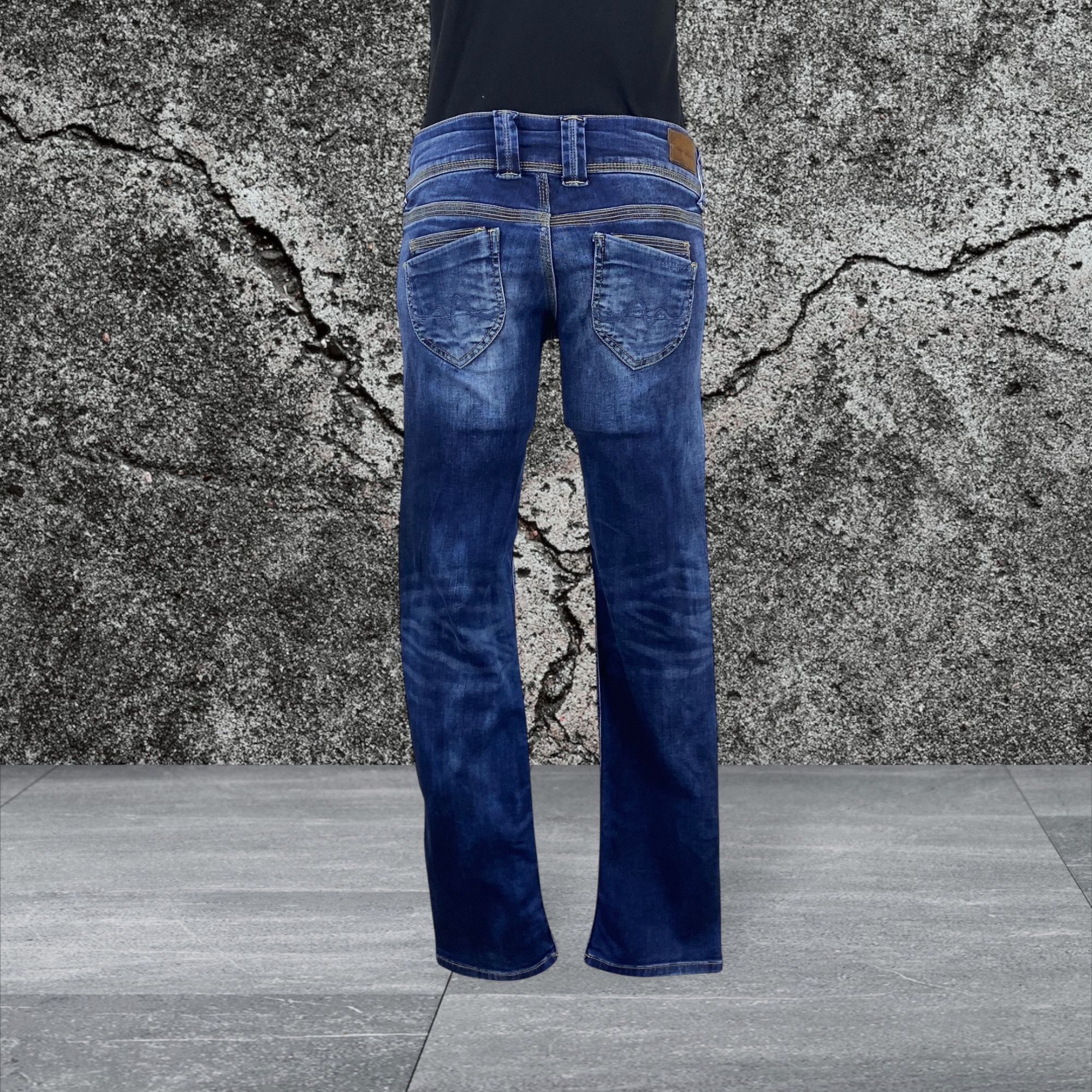 Japanese Brand Pepe Skinny Jeans Japanese Embroidered Jeans Size 27" / US 4 / IT 40 - 2 Thumbnail