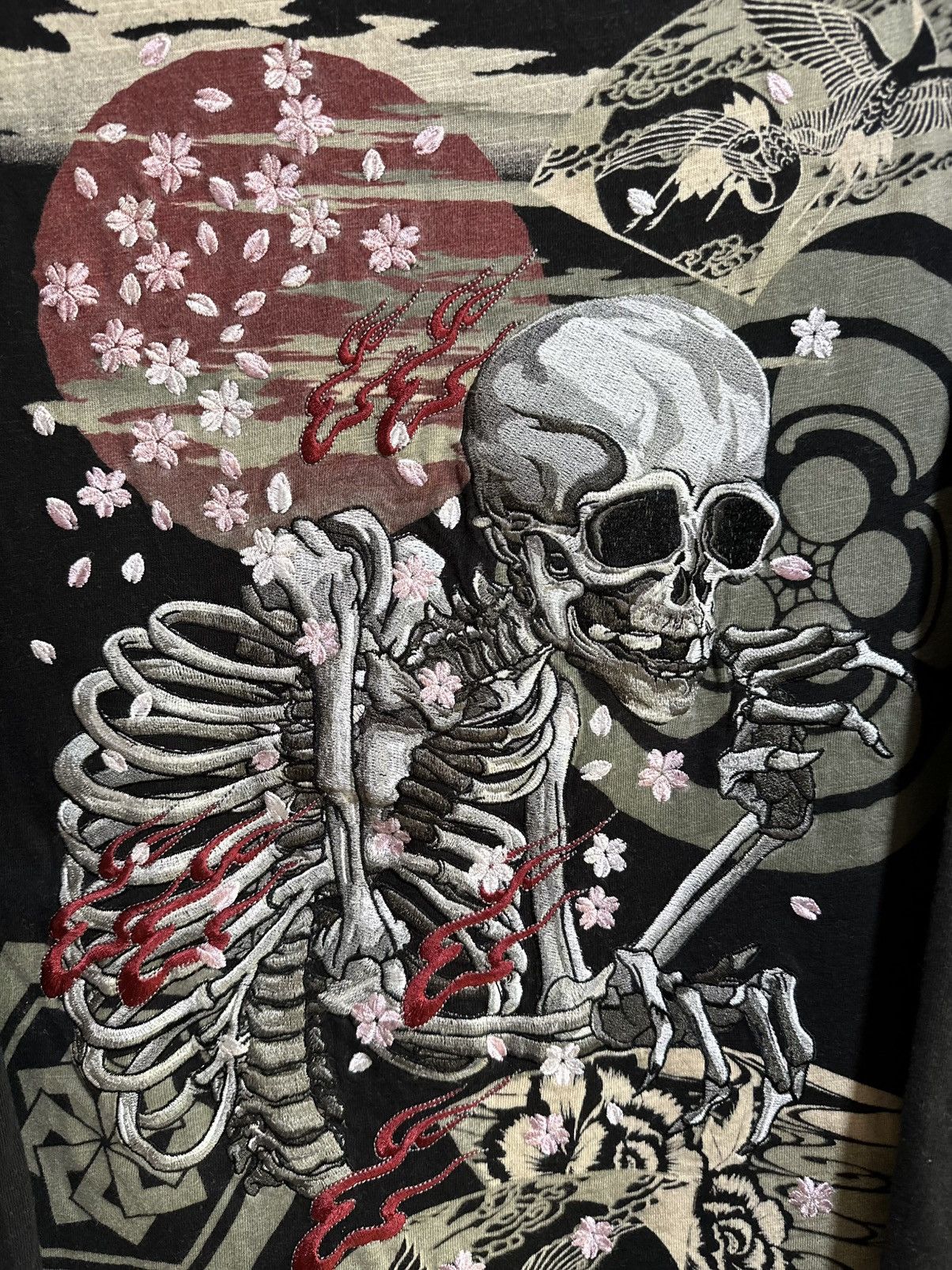 Japanese Brand Vintage Japan Sukajan Embroidery Long Sleeve Tee Size US L / EU 52-54 / 3 - 2 Thumbnail
