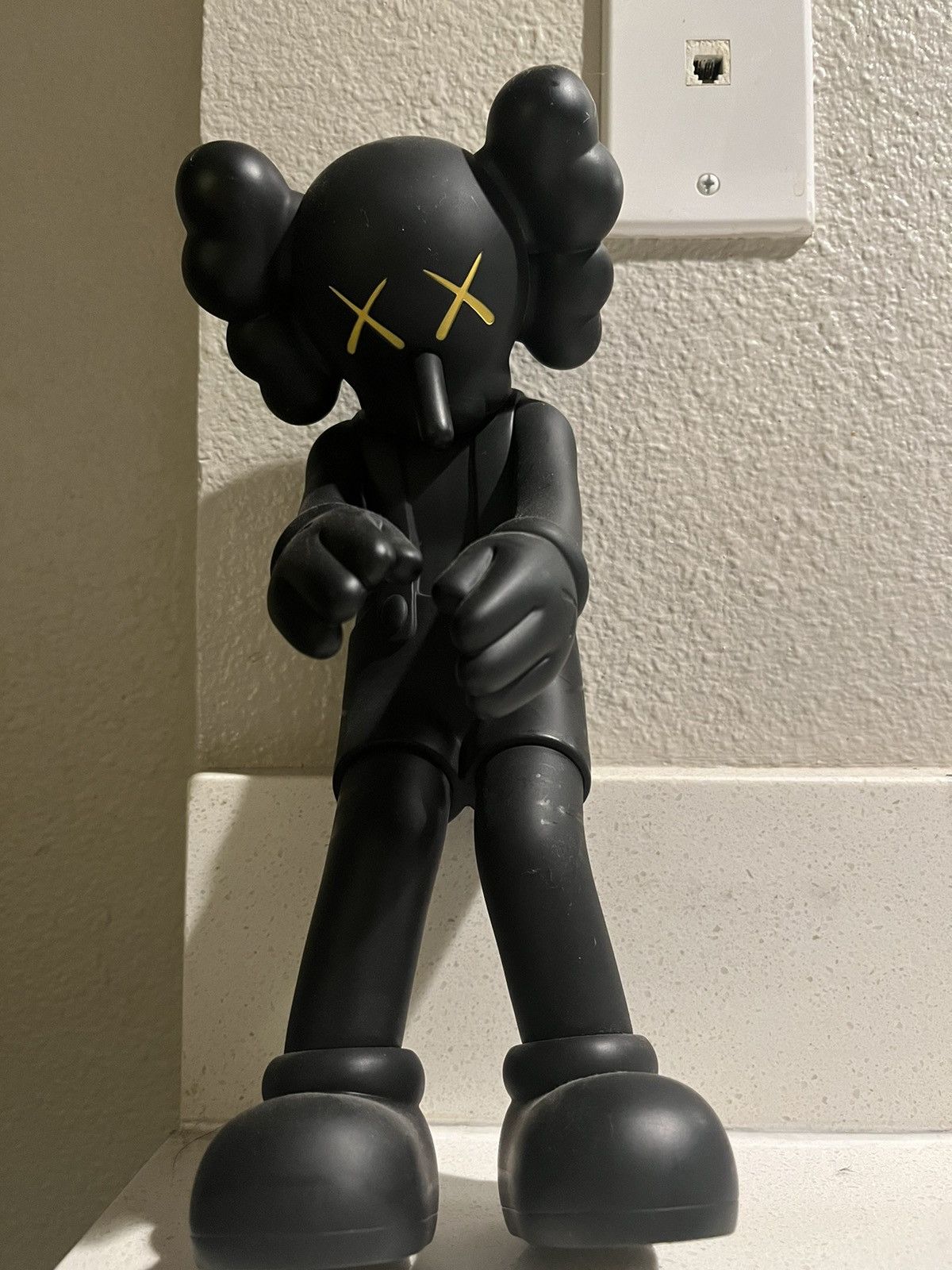 Kaws KAWS Small Lie Limited Edition Vinyl Medicom Toy Size ONE SIZE - 3 Thumbnail