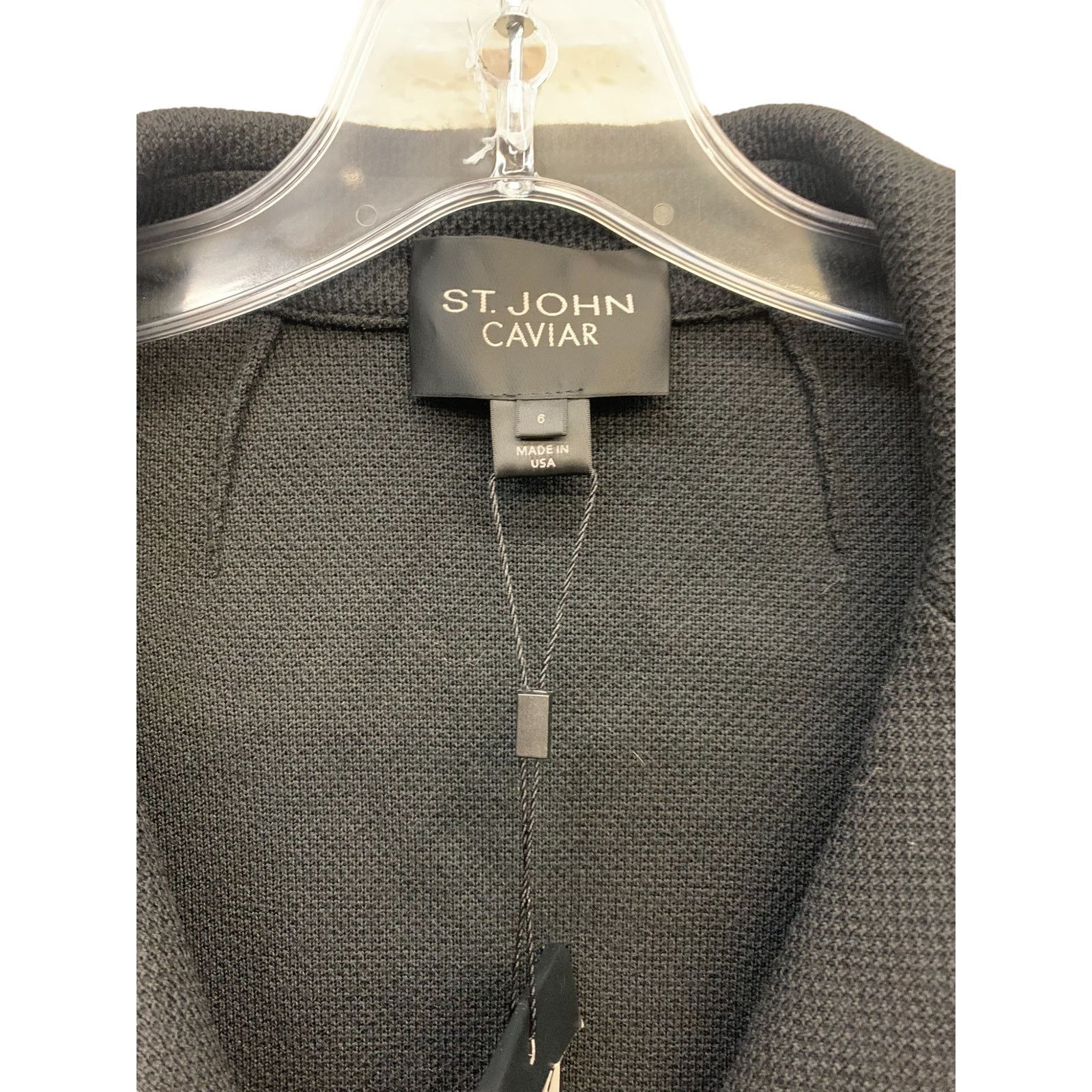 St. John NWT St. John Caviar Black Blazer 2 Button Women's SZ 6 Size M / US 6-8 / IT 42-44 - 4 Thumbnail