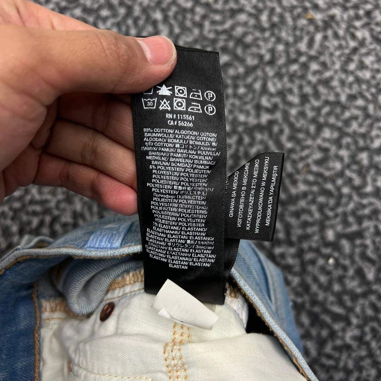 7 For All Mankind 7 For All Mankind Jeans Shorts Women 27 Denim Faded Pockets Size 27" / US 4 / IT 40 - 9 Thumbnail