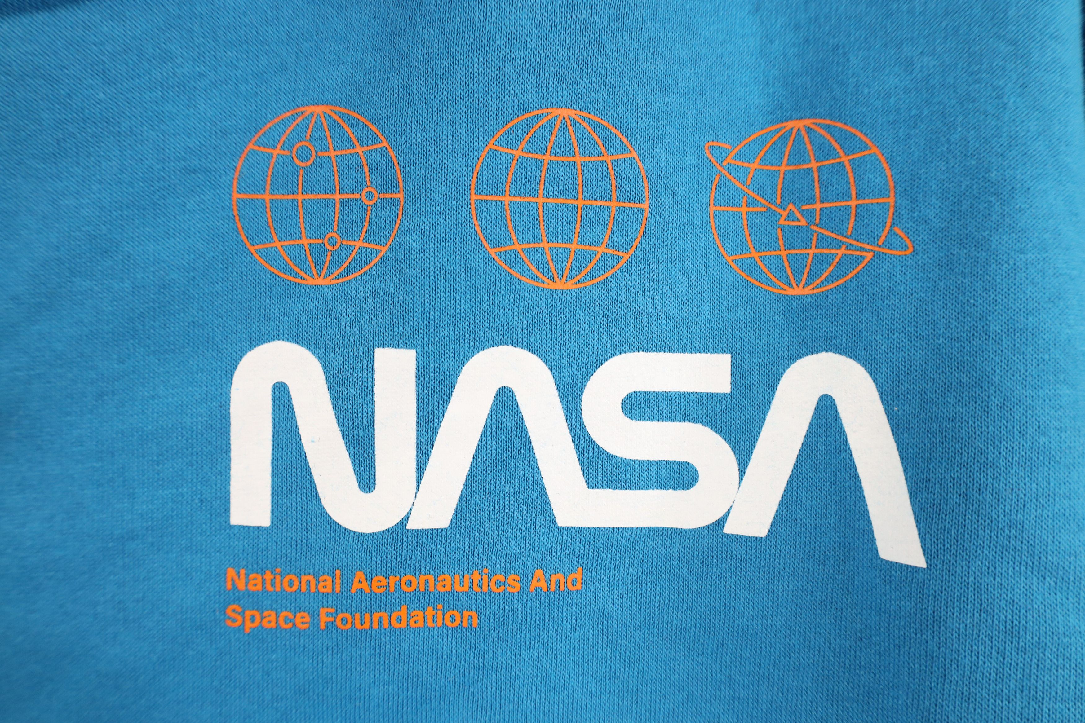 Vintage Vintage Y2K NASA Space Rocket Ship Hoodie Sweatshirt Blue Size US M / EU 48-50 / 2 - 4 Thumbnail