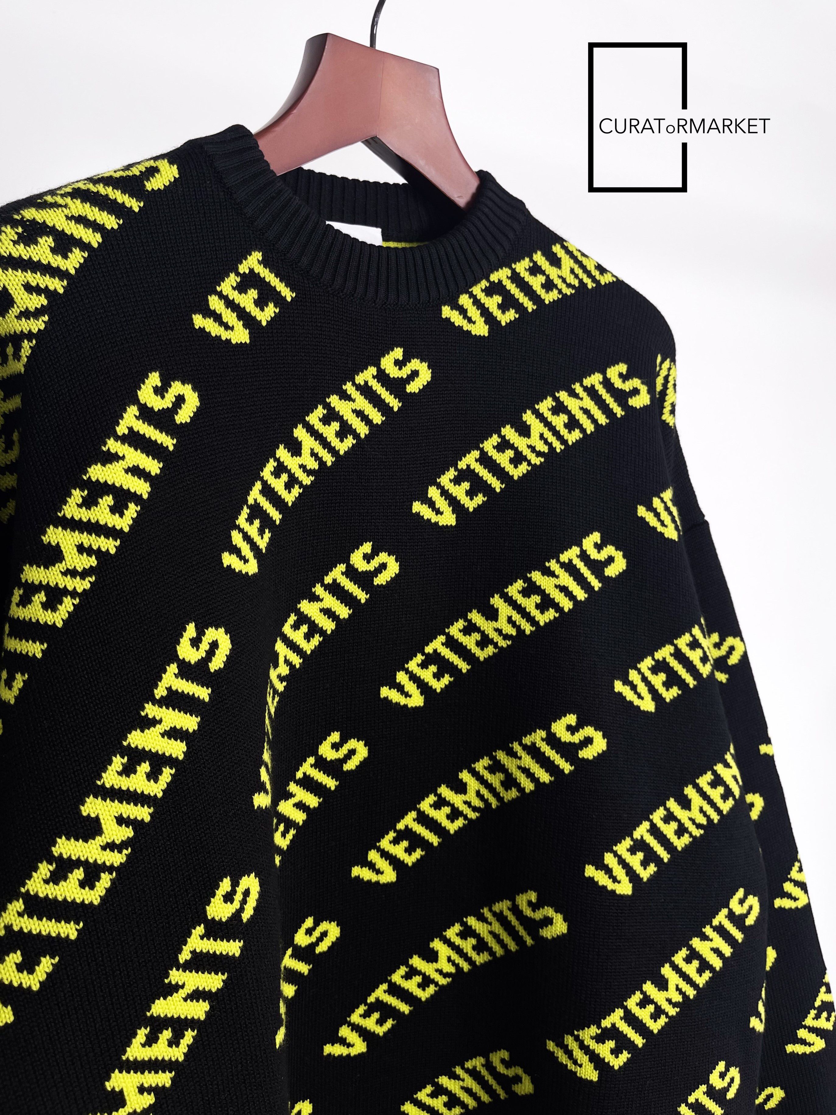 Vetements RARE Neon All Over Monogram Pattern Logo Knit Fine Wool FW22 Size US S / EU 44-46 / 1 - 4 Thumbnail