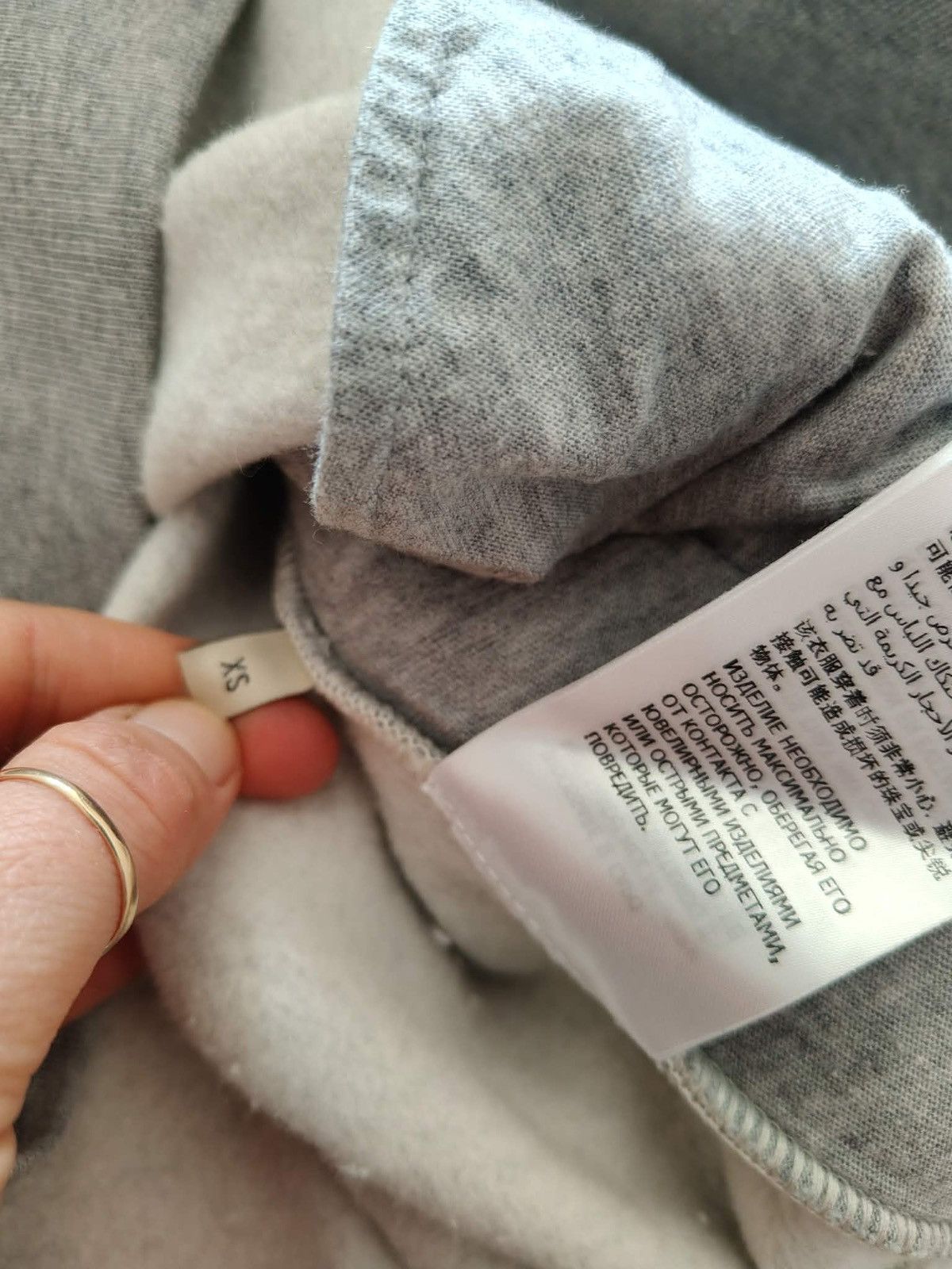 Gucci Gucci Women’s Grey Sweatshirt with Green Logo Size XS / US 0-2 / IT 36-38 - 6 Thumbnail
