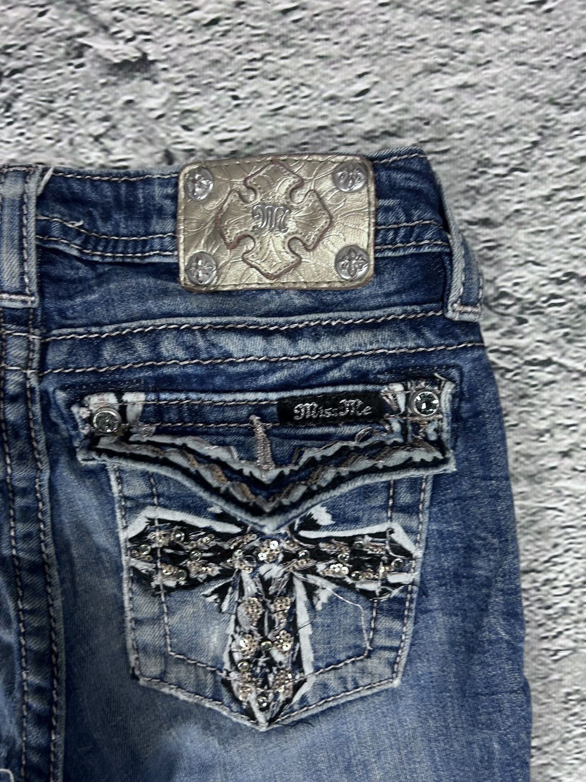 Miss Me Miss Me flared bootcut white stitching denim vintage y2k Size 26" / US 2 / IT 38 - 3 Thumbnail