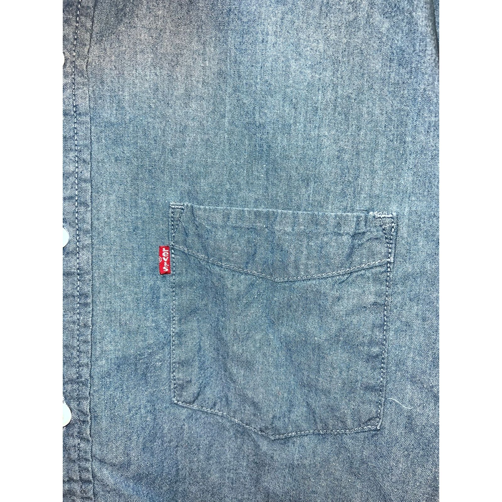 Levi's Levi's Llama Button Shirt Chambray Where I'm From Tee XL Size US XL / EU 56 / 4 - 4 Thumbnail