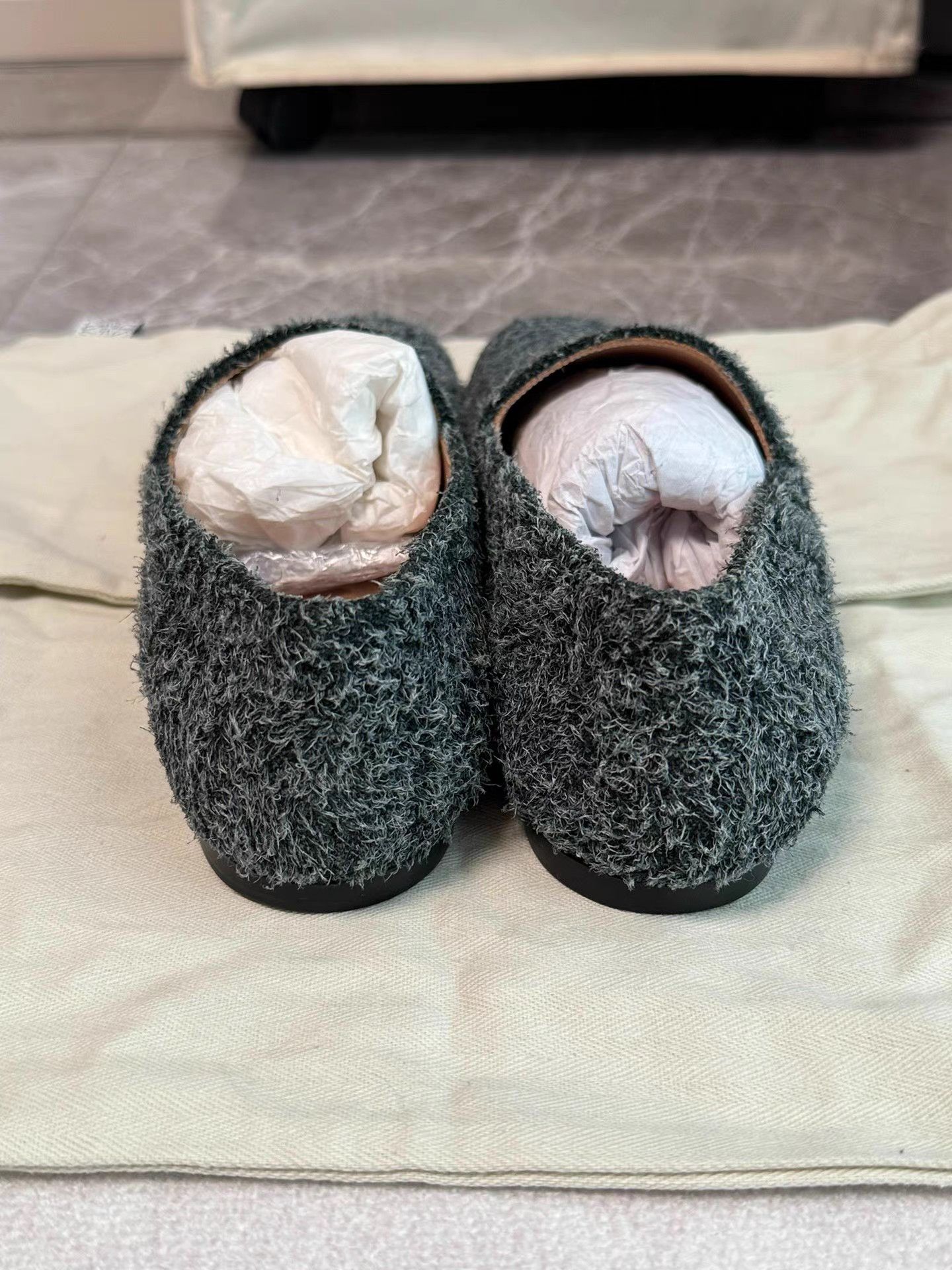 Loewe Loewe New Campo Furry Brushed Flats K6 Size US 8 / IT 38 - 3 Thumbnail