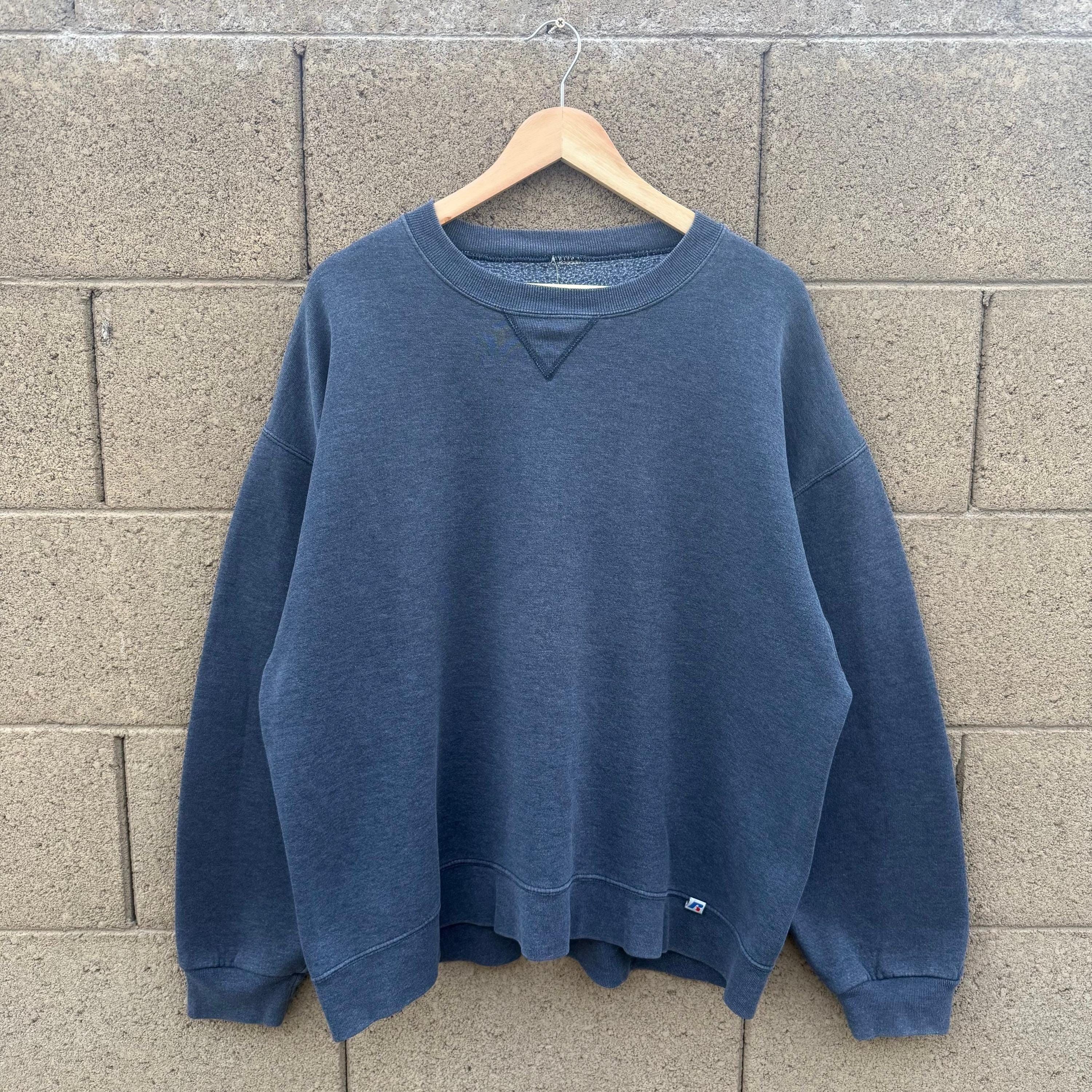 Russell Athletic 90’s Russell Athletic Faded Navy Crewneck Sweatshirt Size US L / EU 52-54 / 3 - 1 Thumbnail