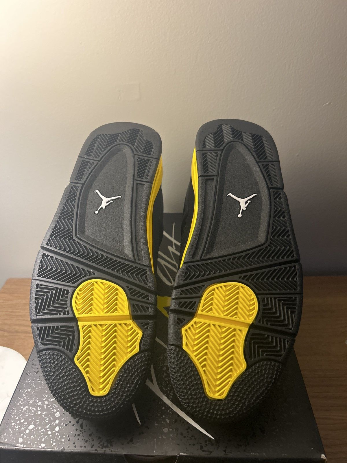 Jordan Brand Jordan 4 thunder Size US 10 / EU 43 - 6 Thumbnail