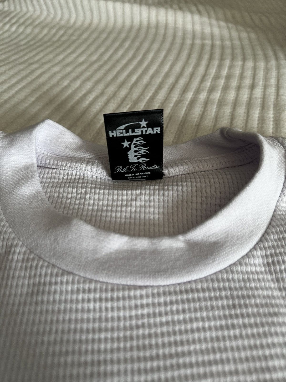 HELLSTAR Hellstar path to paradise thermal shirt Size US S / EU 44-46 / 1 - 3 Thumbnail