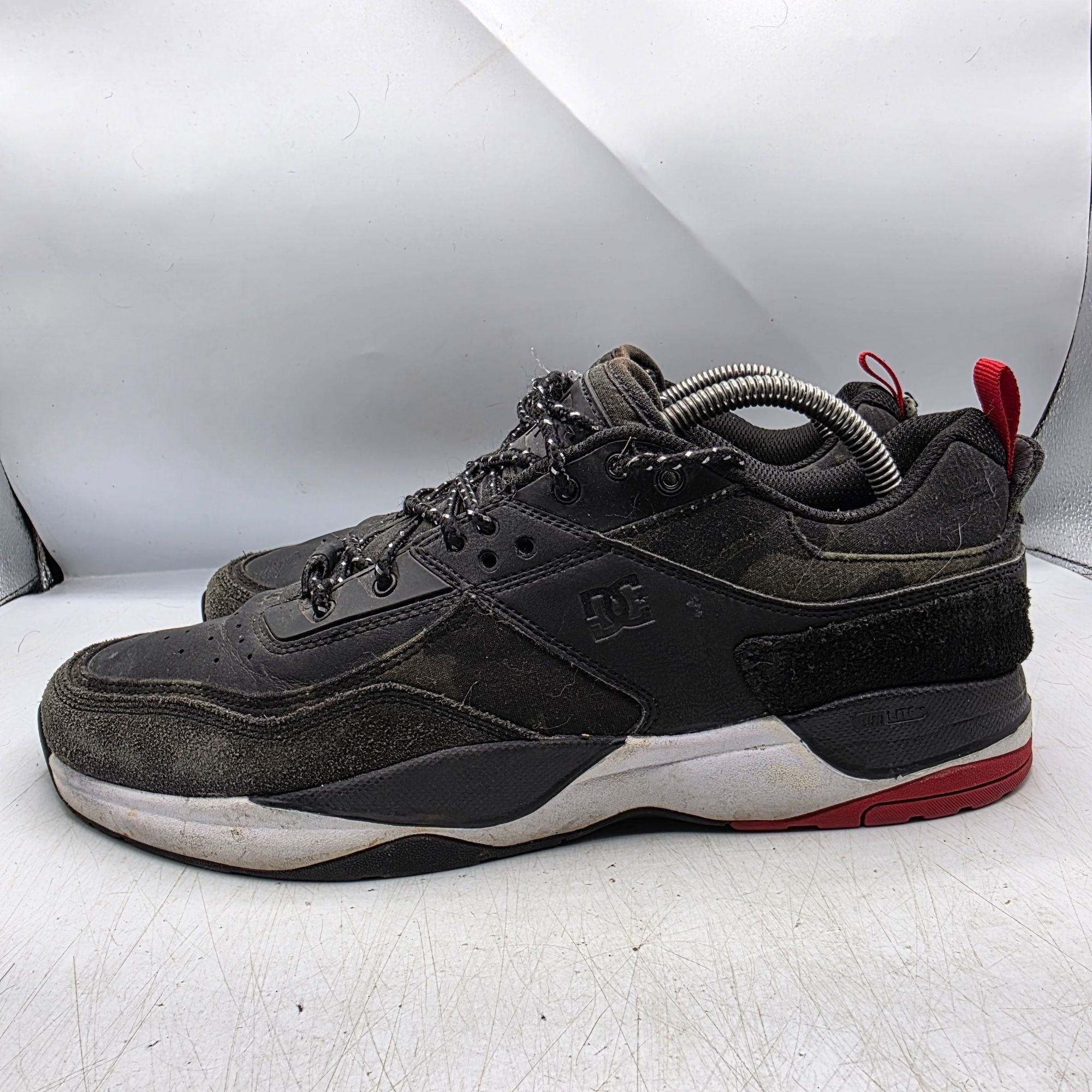 DC DC E.Tribeka SE Mens 10 Black Red Green Camo Shoes Skateboar Size US 10 / EU 43 - 12 Thumbnail