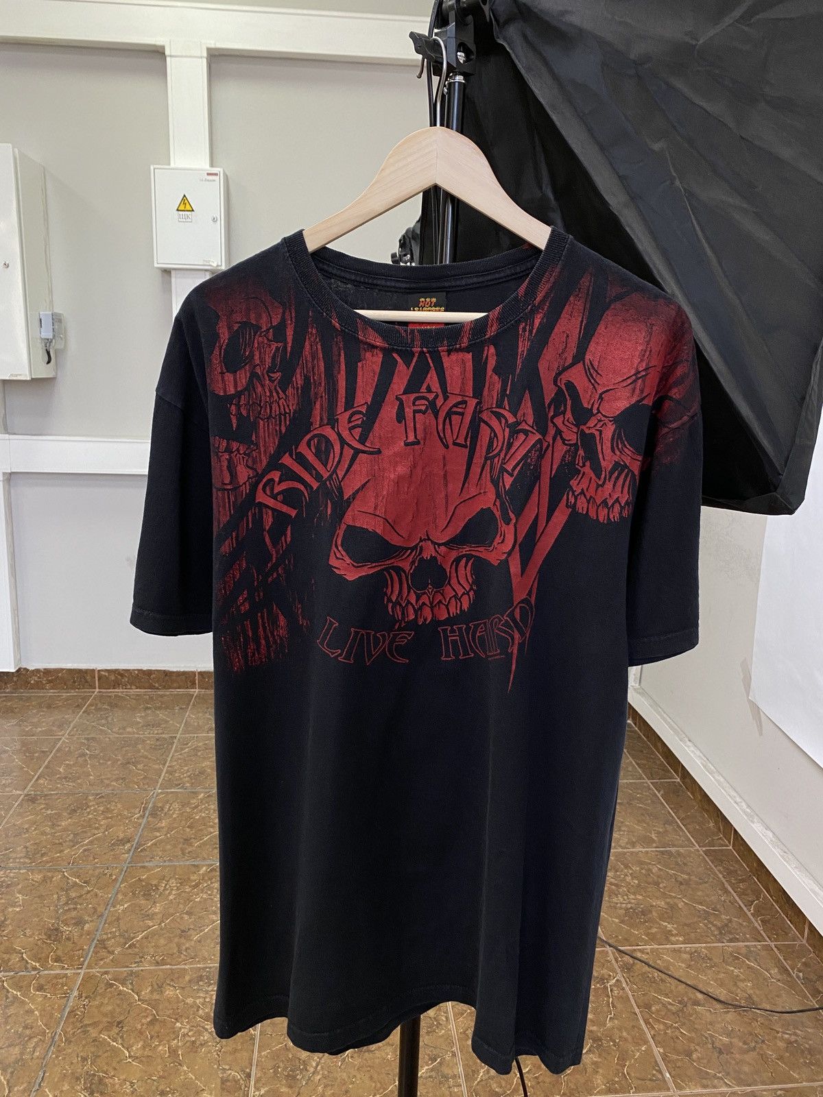 Affliction 💀 Ride Fast Live Hard Skull Y2K 2010 Affliction Tapout Style Size US XL / EU 56 / 4 - 1 Thumbnail