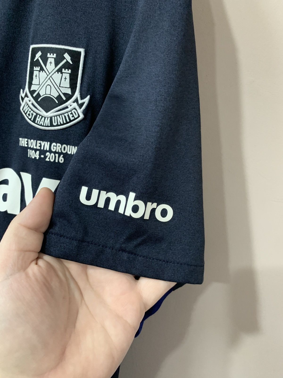 Umbro West Ham United 2016 Football Shirt Umbro Soccer Jersey XXL Size US XXL / EU 58 / 5 - 7 Thumbnail