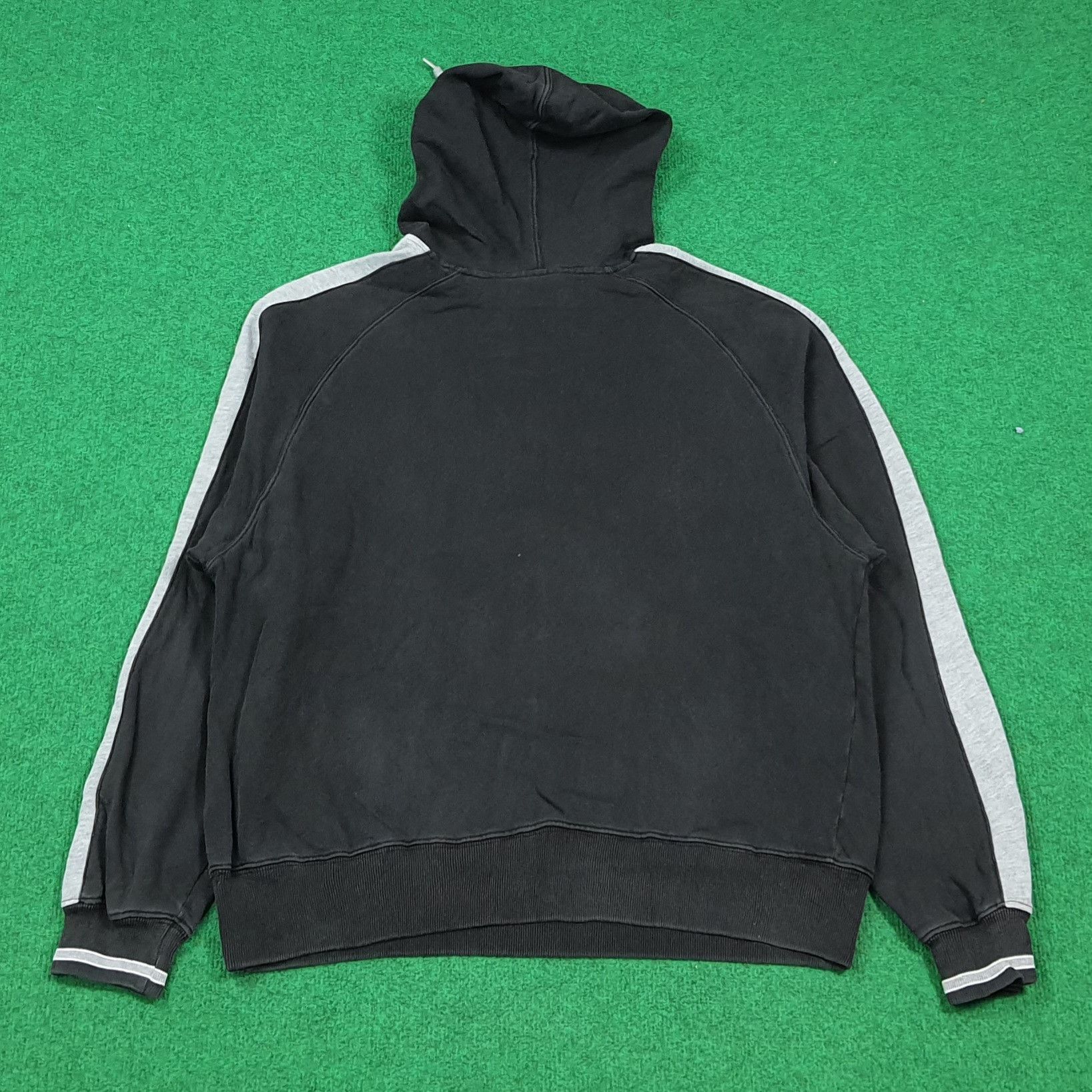 Nike Vintage Nike Hoodie Half Zipper Hoodie C288N25 Size US M / EU 48-50 / 2 - 3 Thumbnail