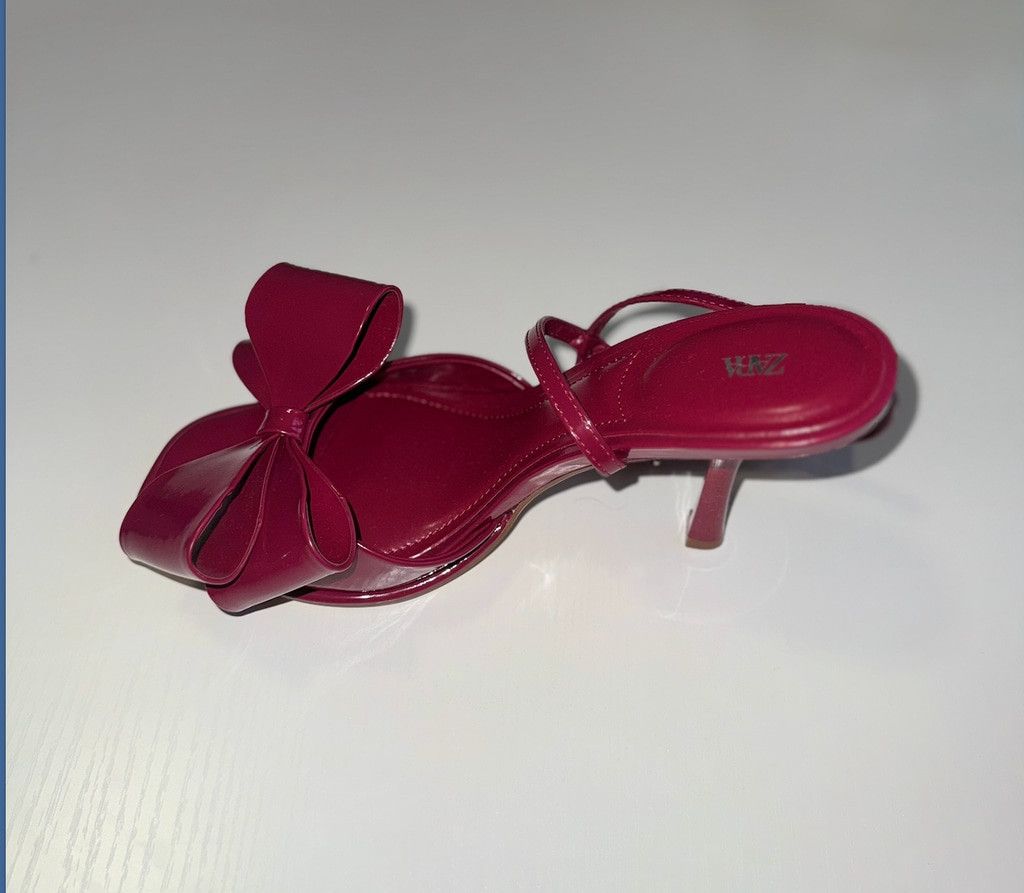 Zara Zara Patent Effect Bow Sandals Size 39 Size US 8 / IT 38 - 10 Thumbnail