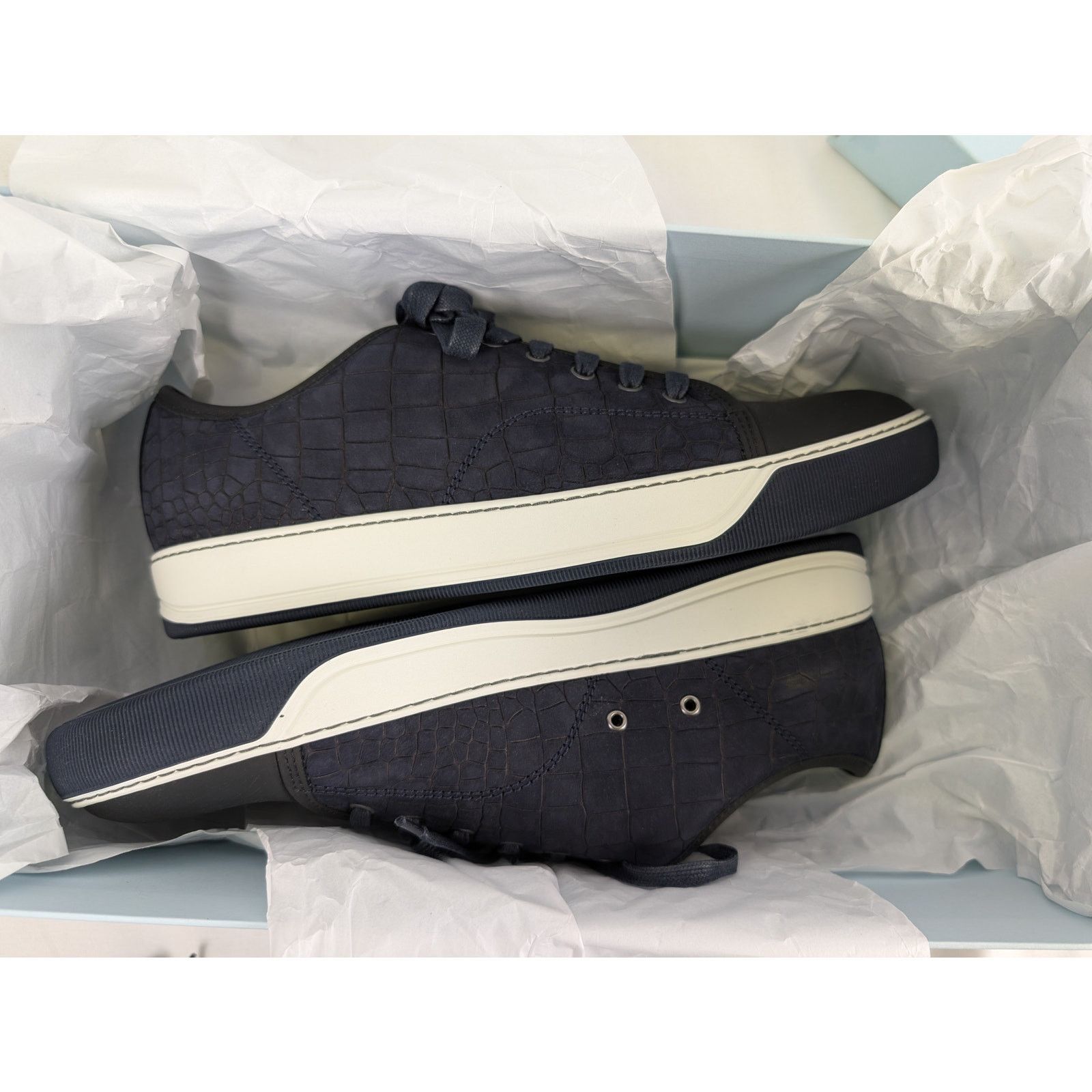 Lanvin o1rshd1 Embossed Nubucked Calfskin Low top Sneakers in Blue Size US 8 / EU 41 - 5 Thumbnail