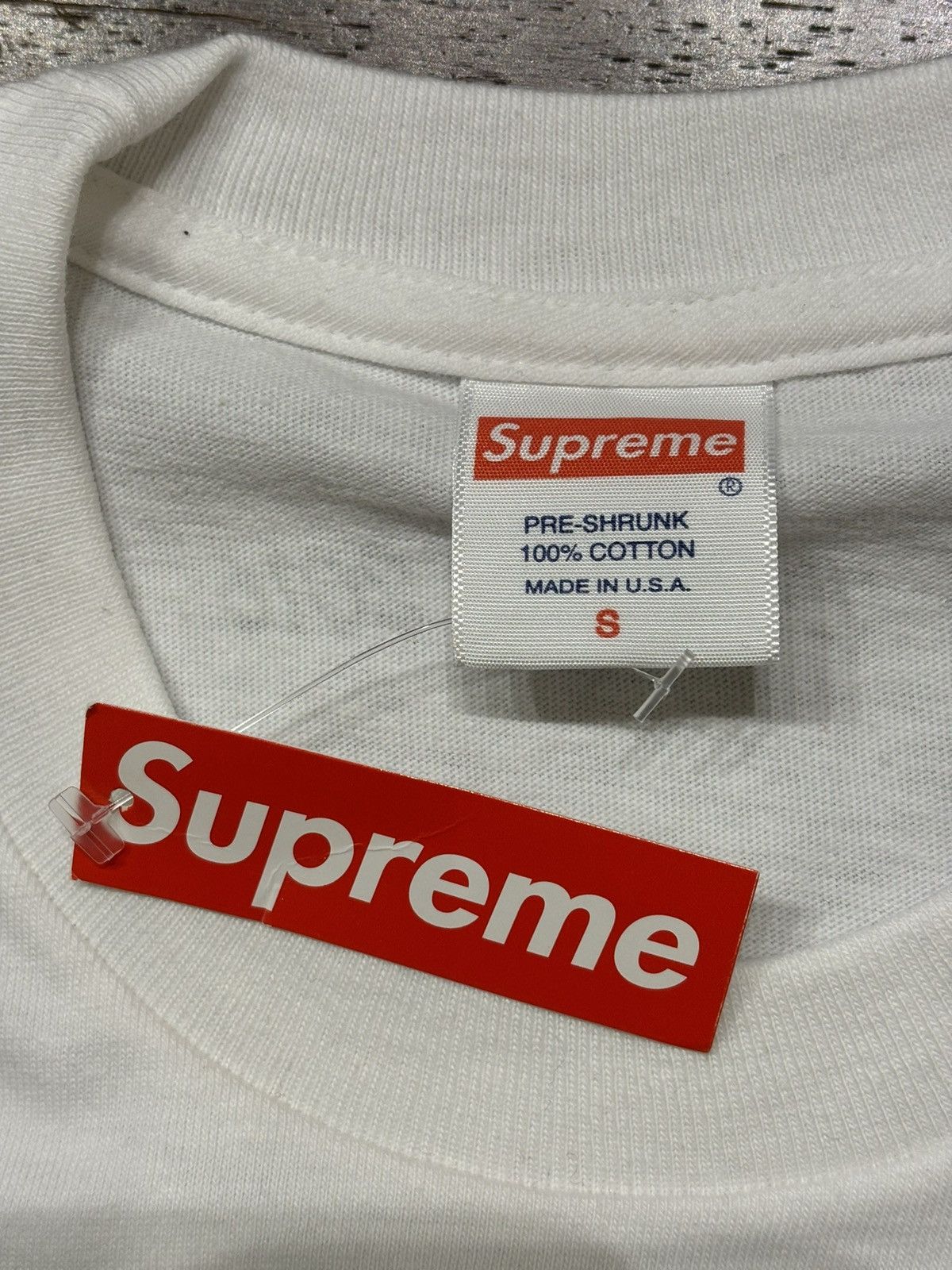 Supreme Supreme December 2016 White Tee Size US S / EU 44-46 / 1 - 4 Thumbnail