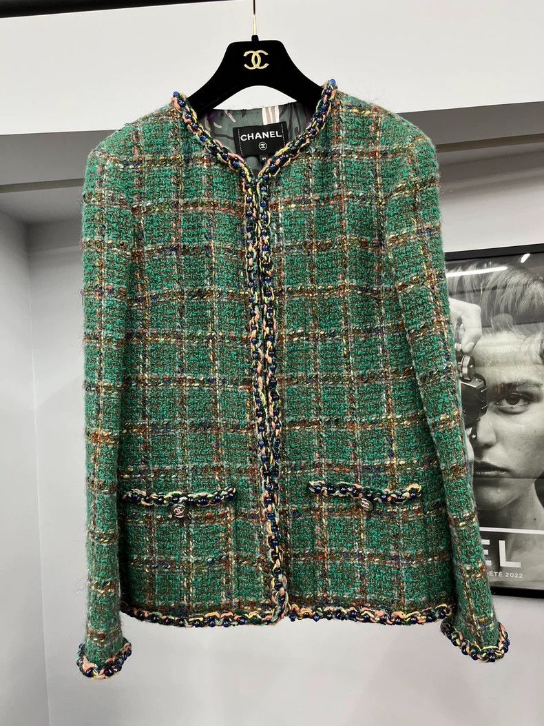 Chanel Chanel Dakar Series Green Rolled Edge Studded Jacket Size XXS / US 00 / IT 34 - 1 Thumbnail