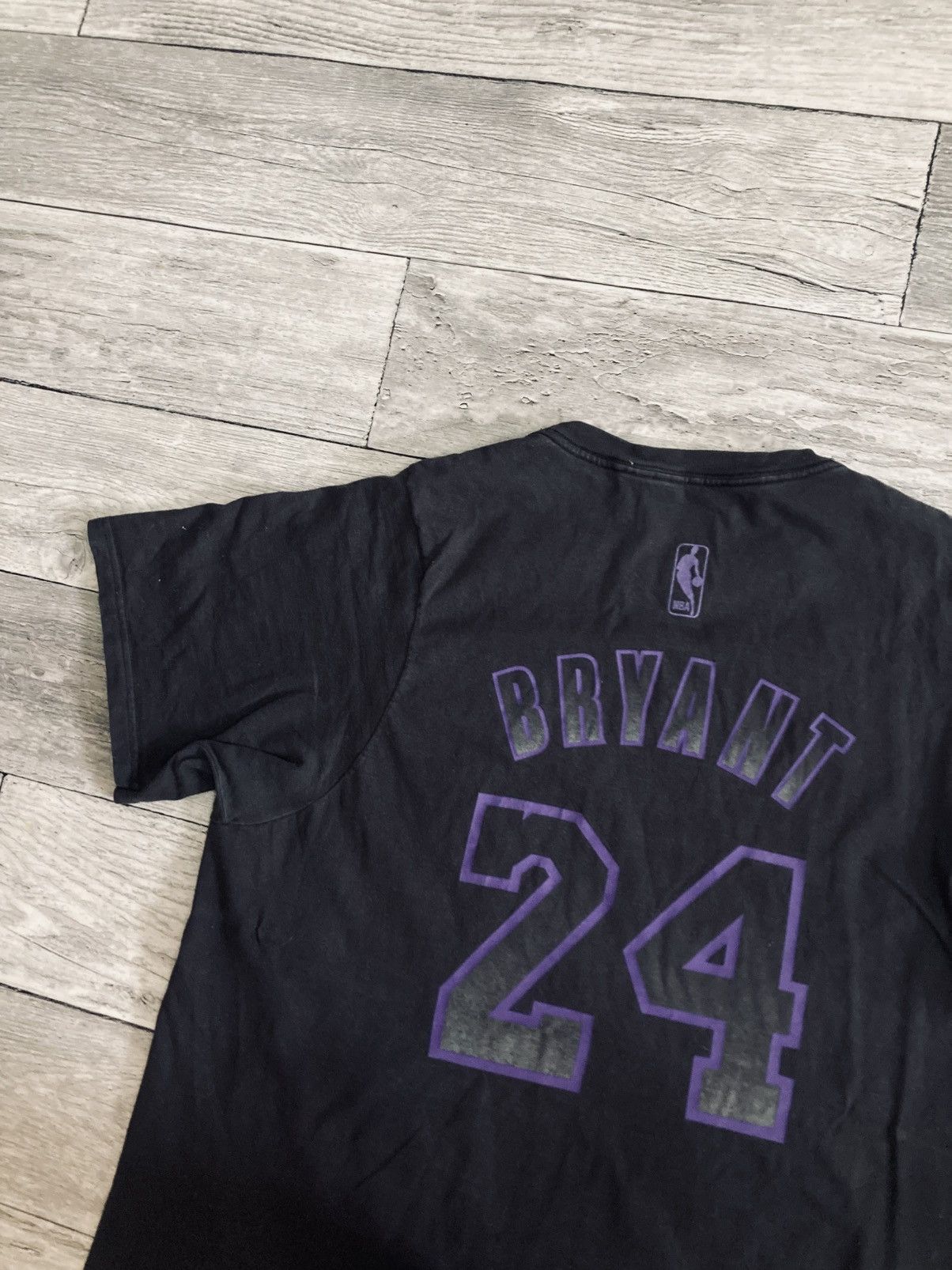 Adidas Vintage adidas nba los angeles lakers bryant tee tshirt L Size US L / EU 52-54 / 3 - 5 Thumbnail