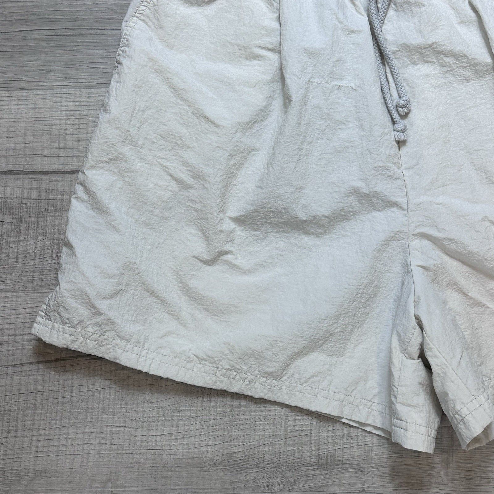 Fabletics Fabletics Womens Jemma Shorts XL Soft Gray Lined Elastic Size 28" / US 6 / IT 42 - 2 Thumbnail