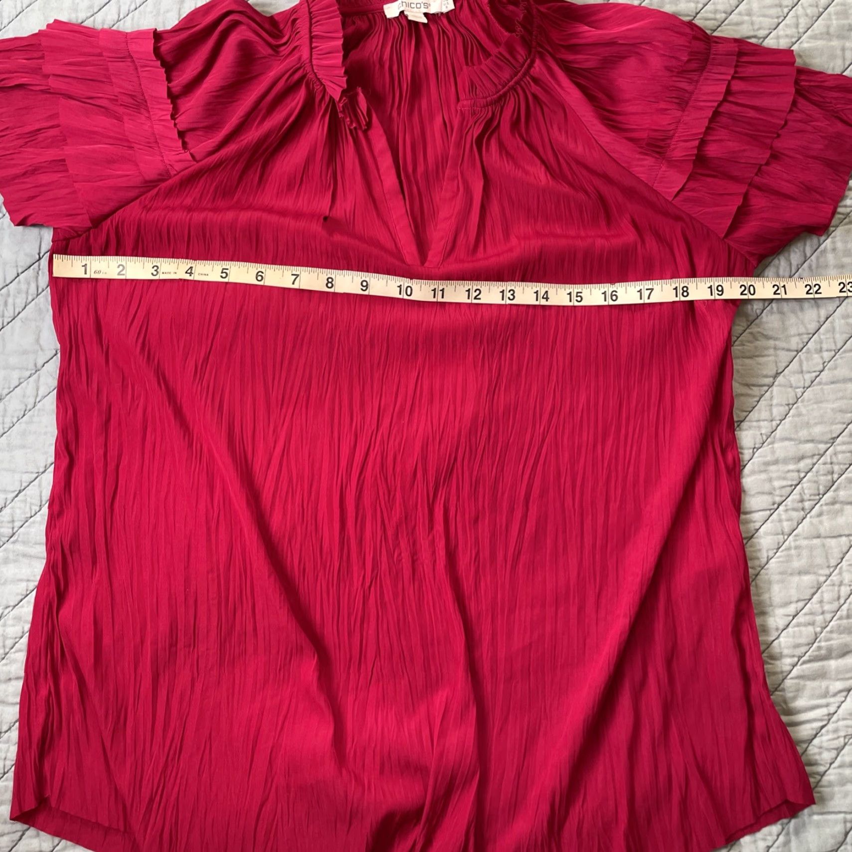Vintage Chico's Blouse Shirt V-Neck Short Sleeve Flutter Sleeve Pleated Ruffle Polyester Red Pink 6 Regular Women Adjustable Packable All Seasons Size M / US 6-8 / IT 42-44 - 7 Thumbnail