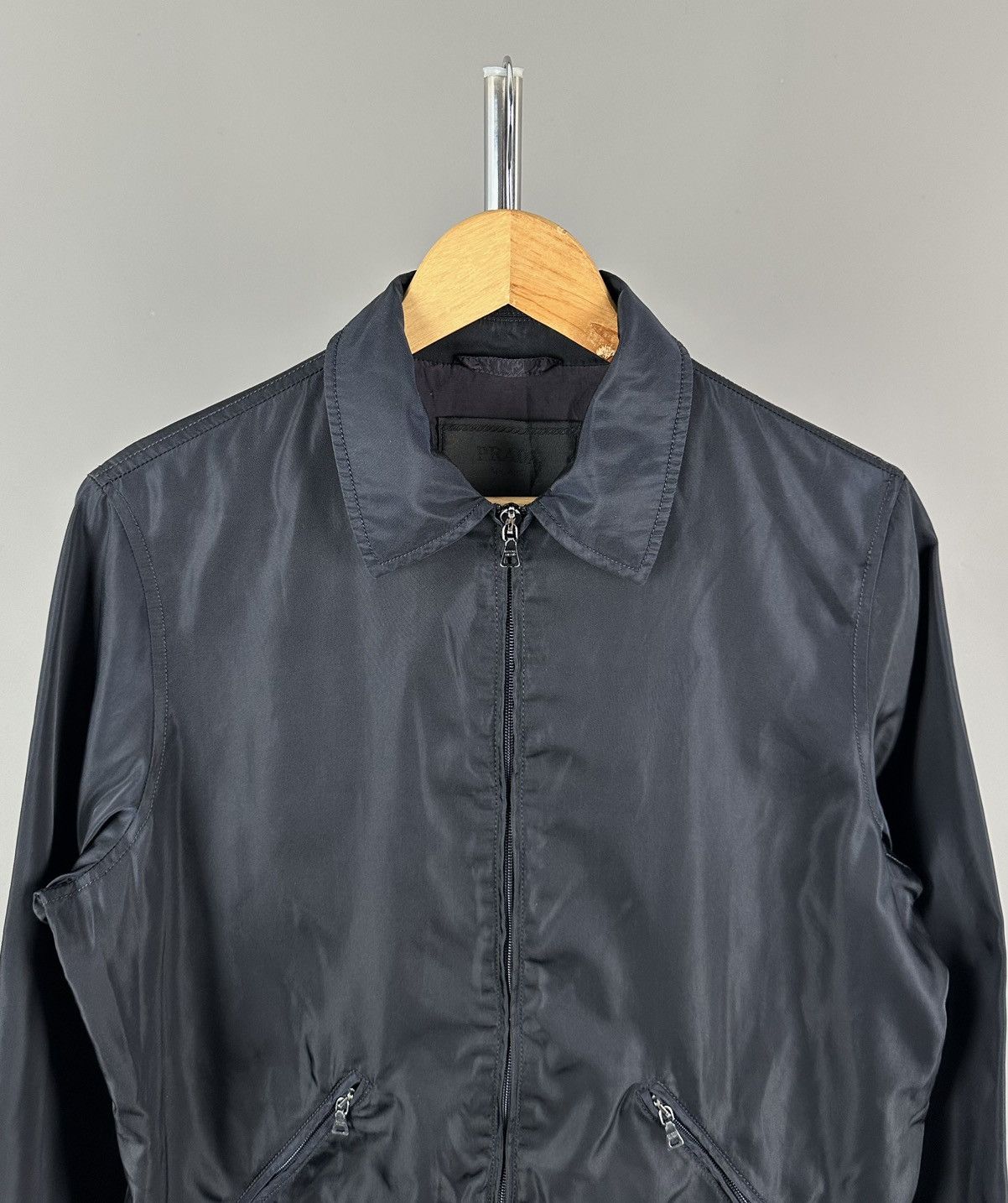 Prada Prada - Vintage - Nylon Zip-Up Jacket in Navy Size US L / EU 52-54 / 3 - 4 Thumbnail