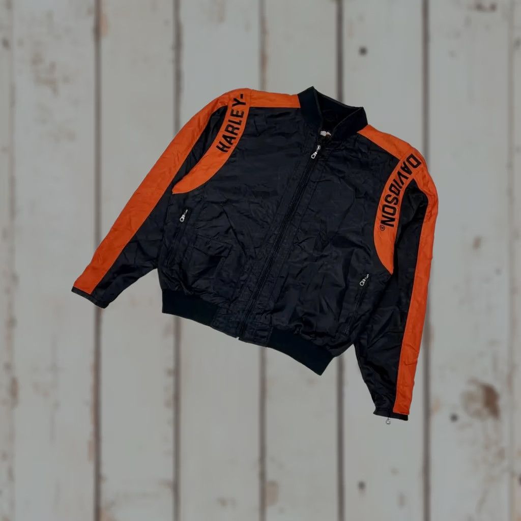 Harley Davidson VINTAGE Harley-Davidson Bomber Jacket Mens M Black 90s Motorcycle Racing Logo Nylon Lining Polyester Jacket Size US M / EU 48-50 / 2 - 1 Thumbnail